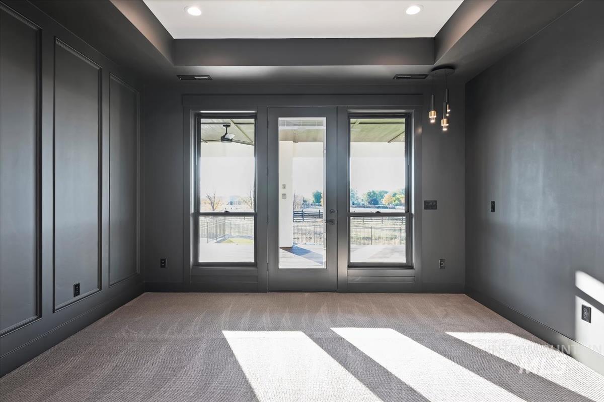 9773 S Peregrine Falcon Ave. Property Photo 16