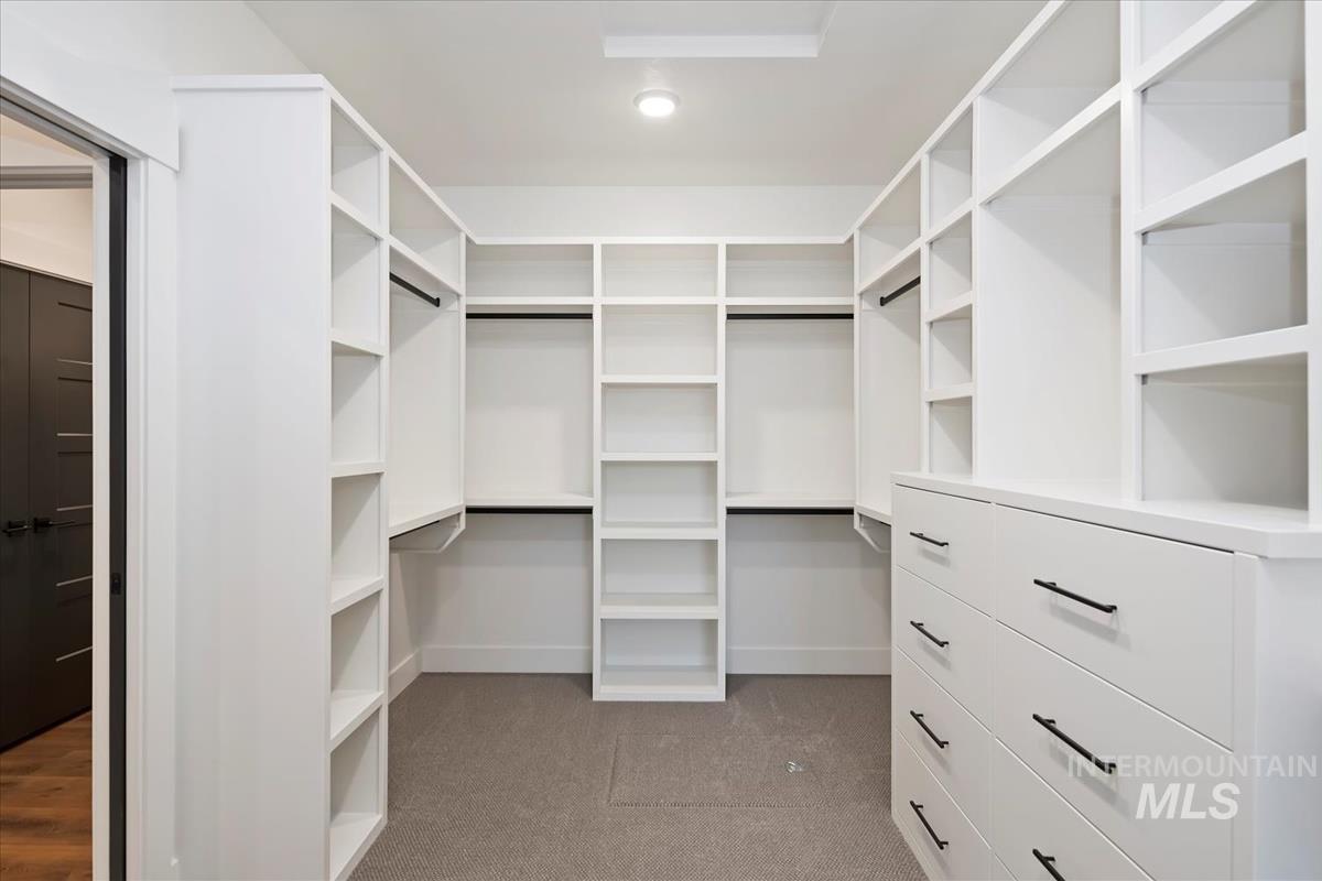 9773 S Peregrine Falcon Ave. Property Photo 22