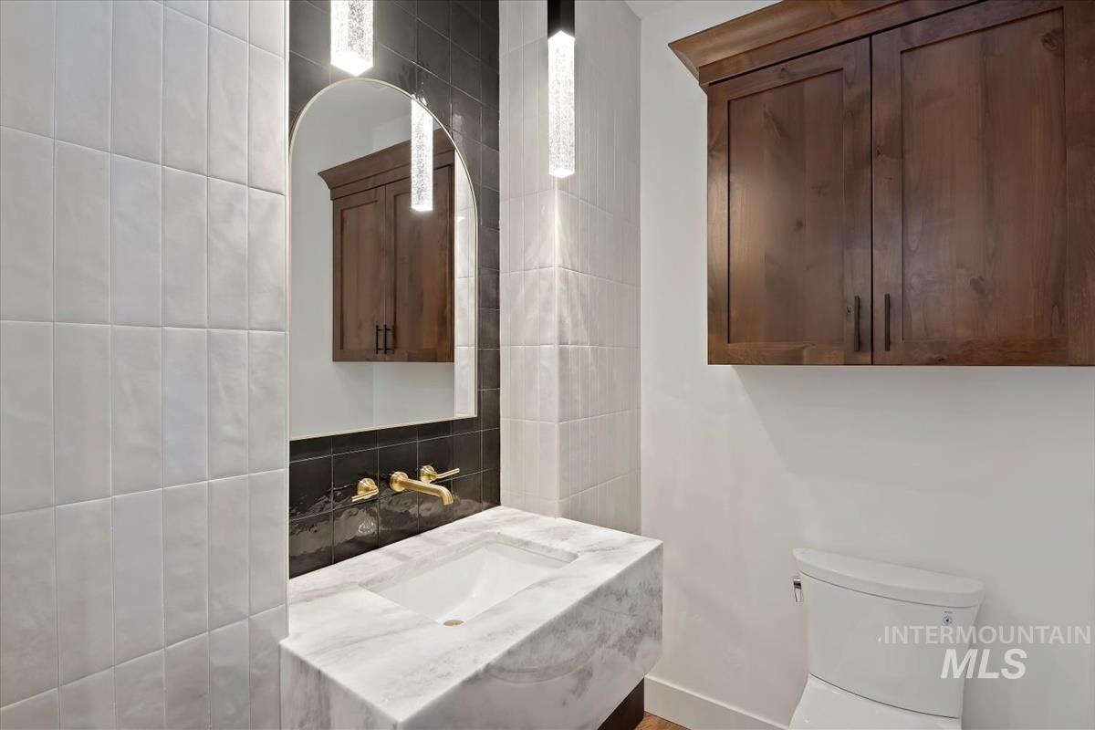 9773 S Peregrine Falcon Ave. Property Photo 24