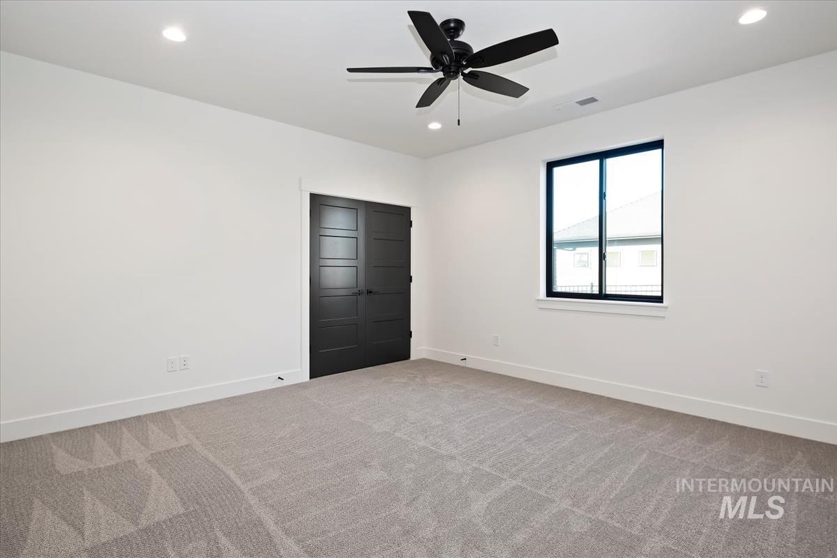 9773 S Peregrine Falcon Ave. Property Photo 29