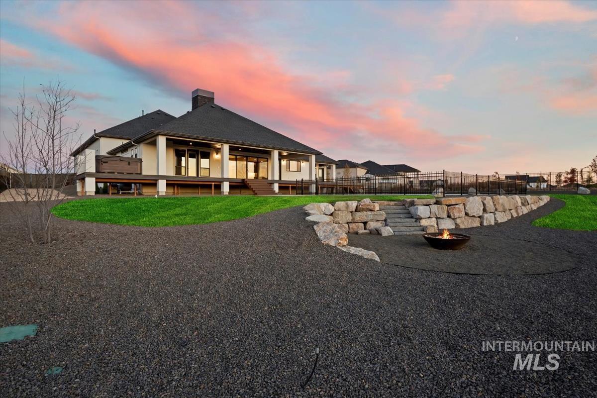 9773 S Peregrine Falcon Ave. Property Photo 44