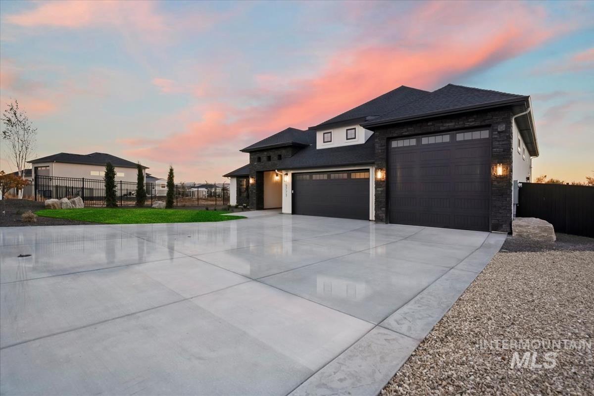 9773 S Peregrine Falcon Ave. Property Photo 50