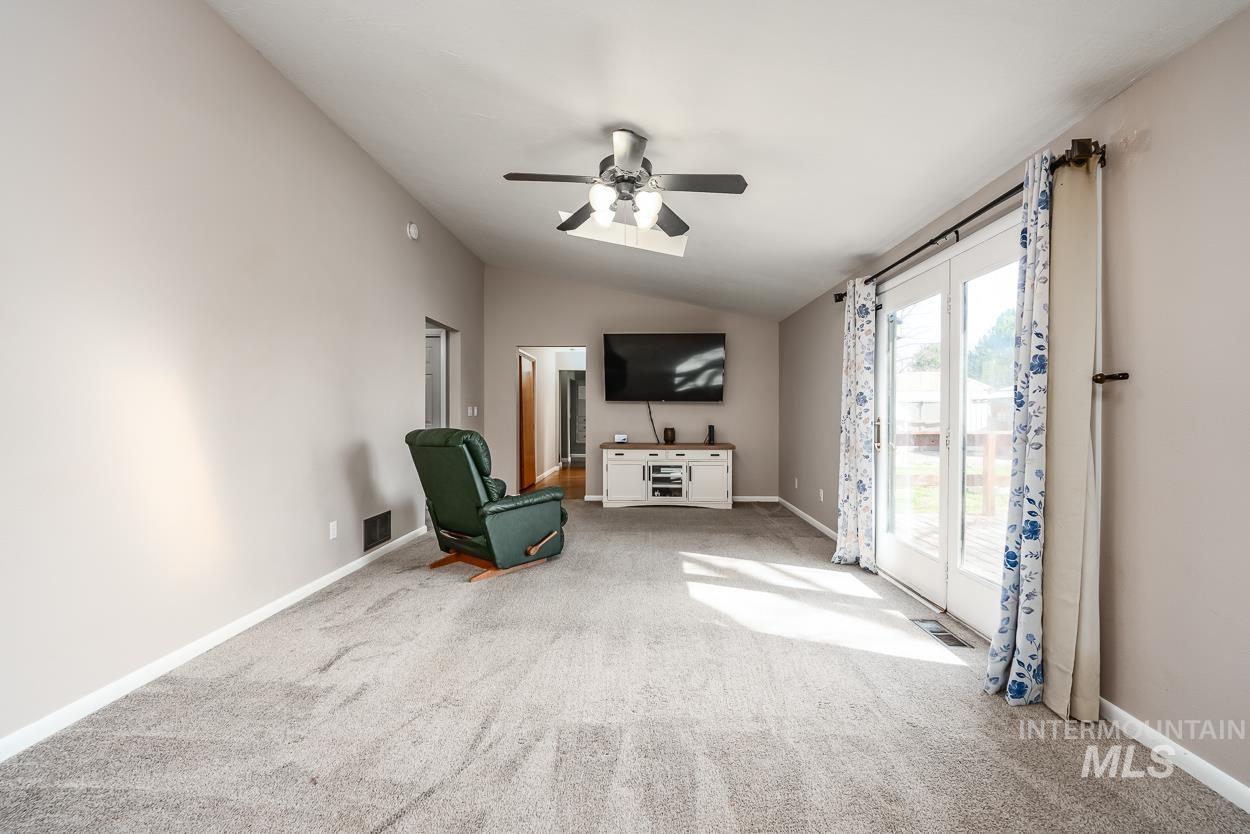 2720 Hillcrest Ln Property Photo 16