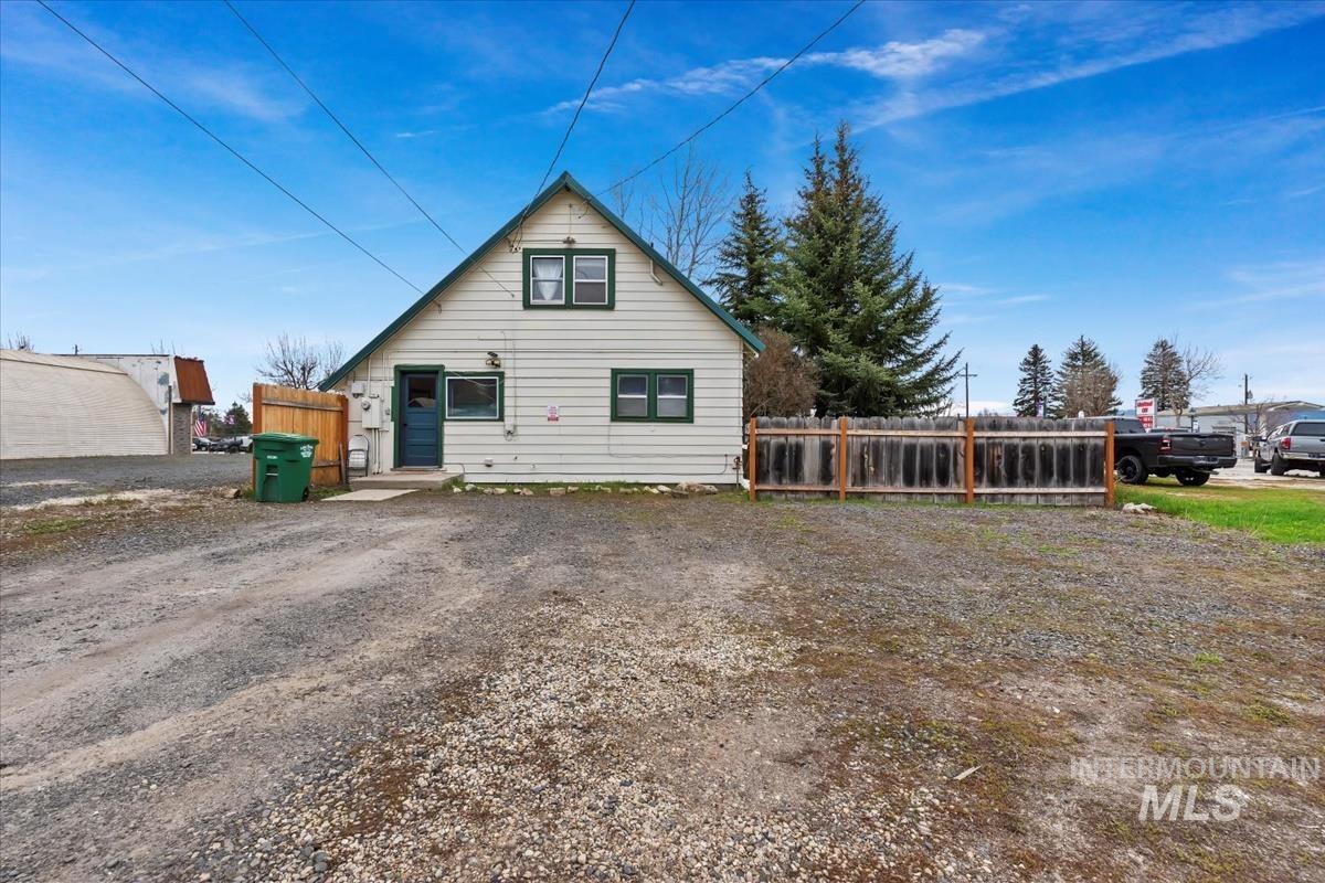 121 S Main Street Property Photo 30