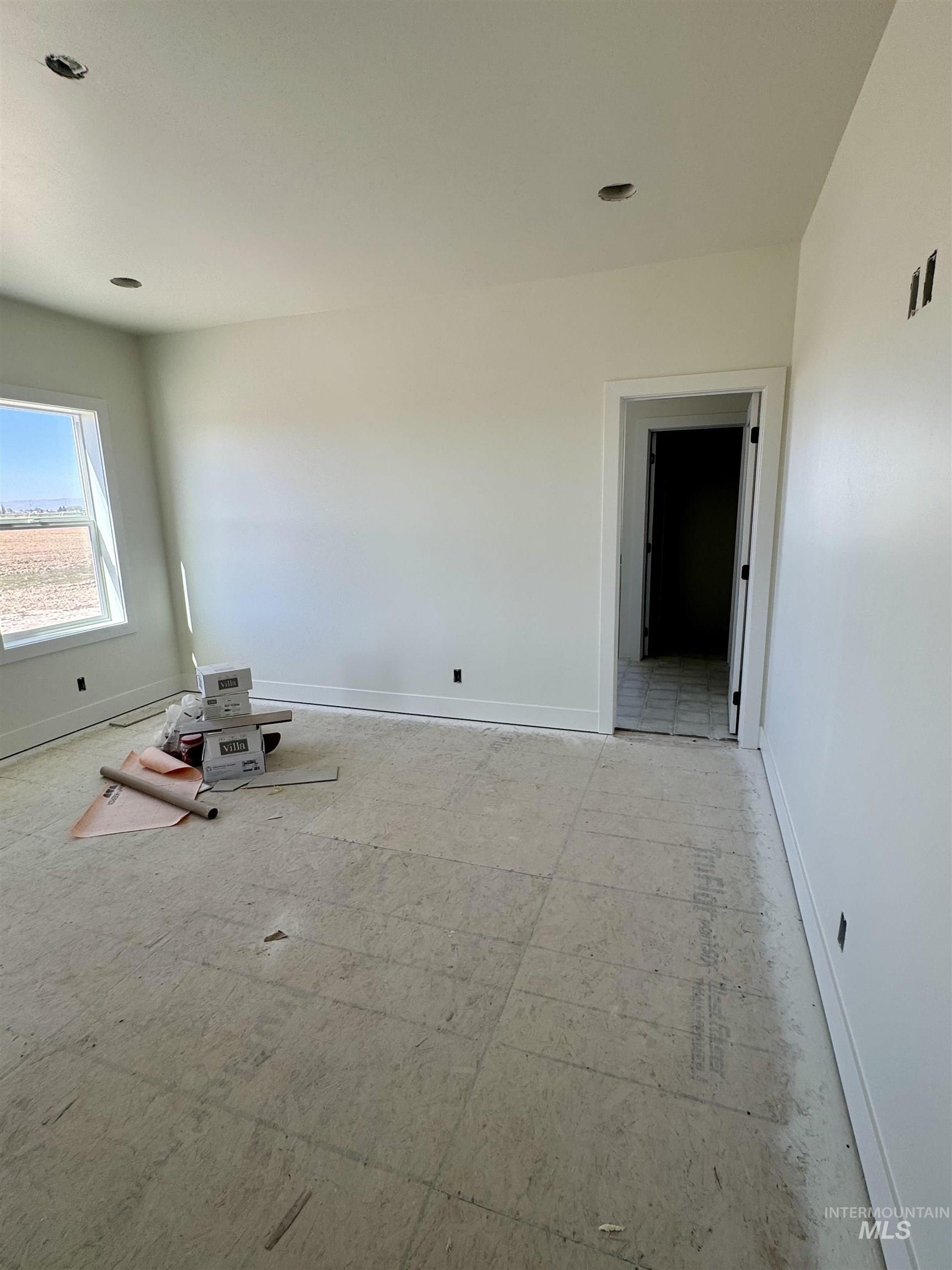 266 Ferdinand Circle Property Photo 15