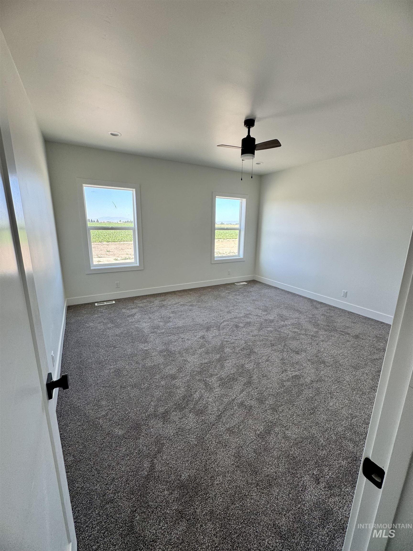 266 Ferdinand Circle Property Photo 19