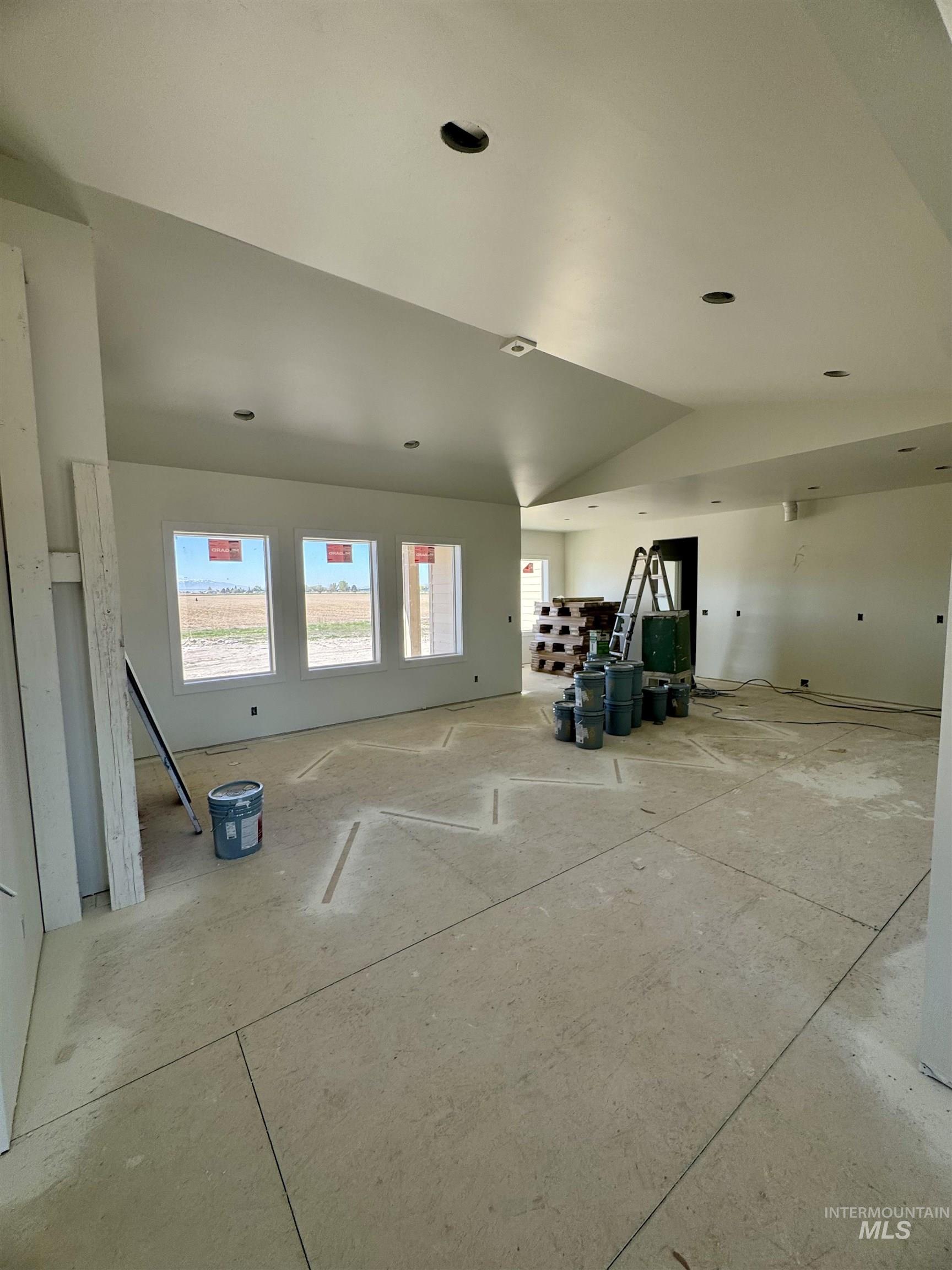 266 Ferdinand Circle Property Photo 31