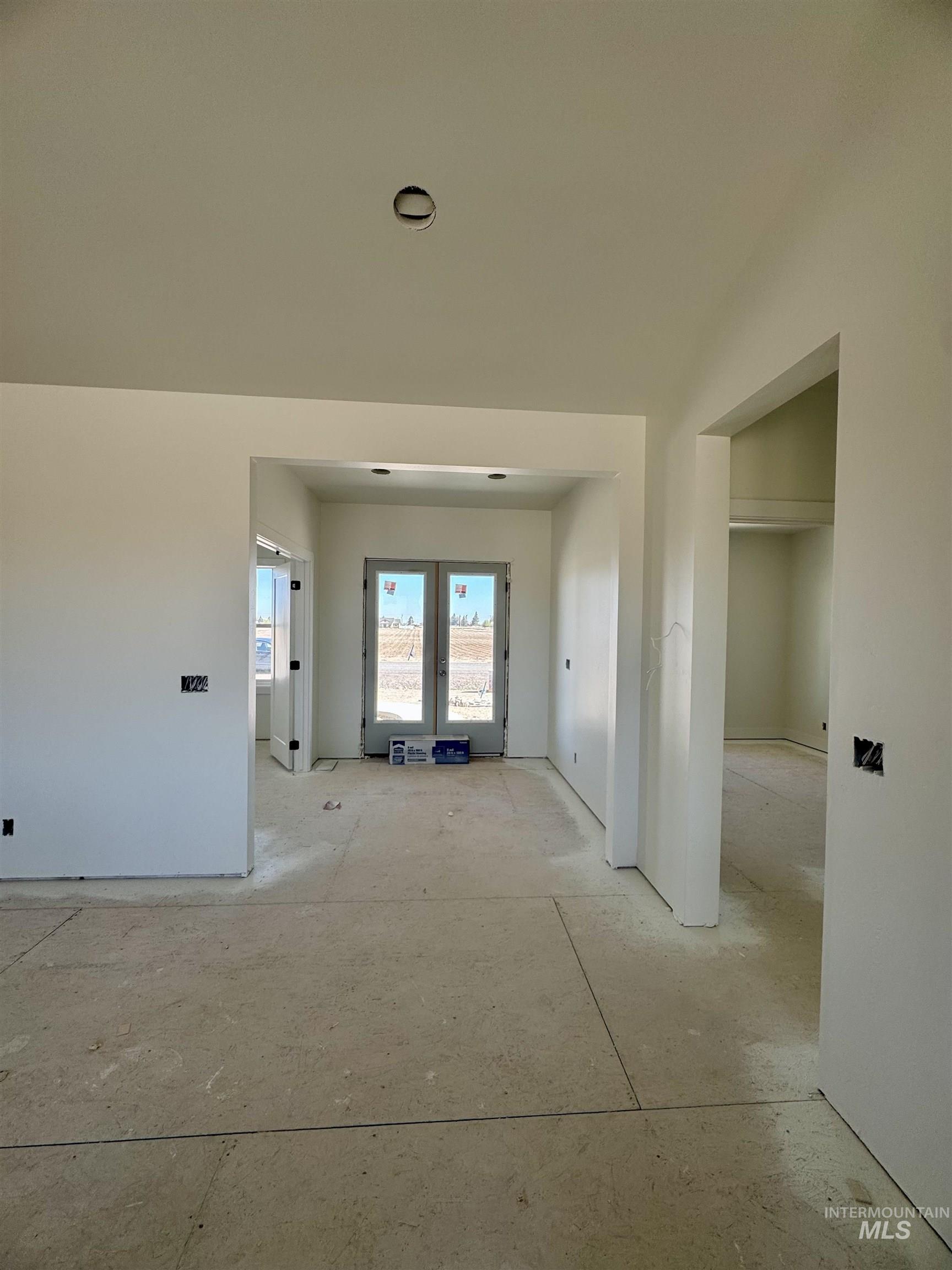 266 Ferdinand Circle Property Photo 33