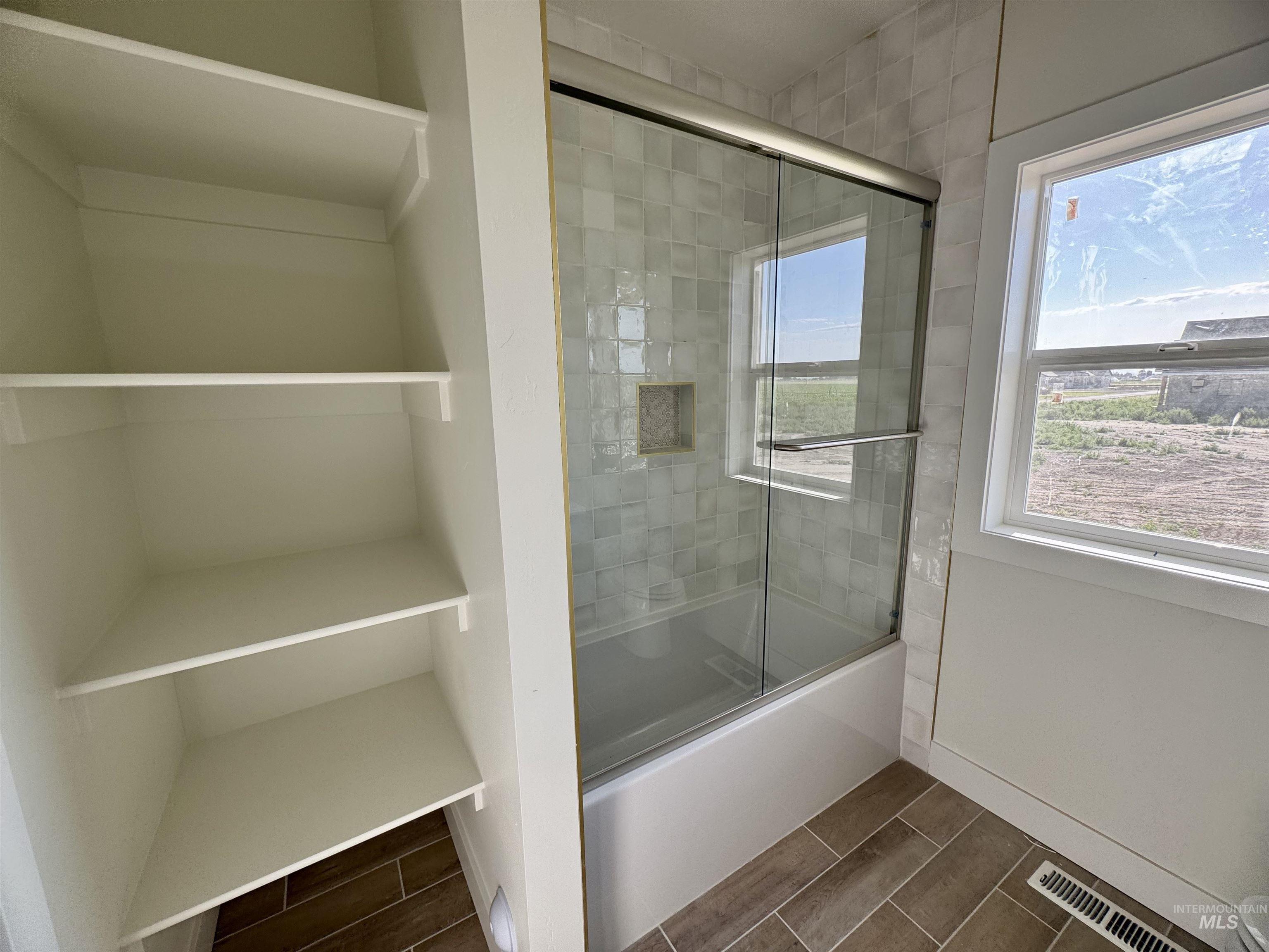 266 Ferdinand Circle Property Photo 41