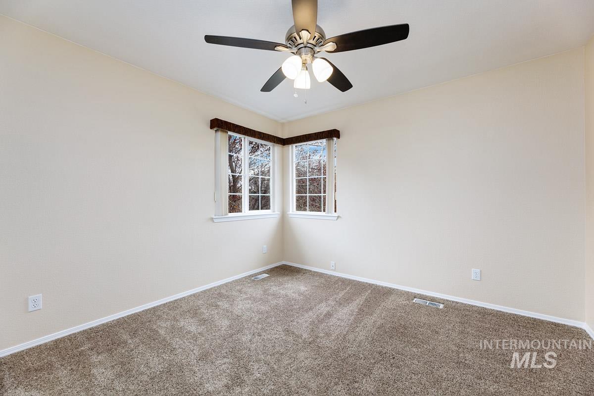 3064 W Sweetbriar St Property Photo 16