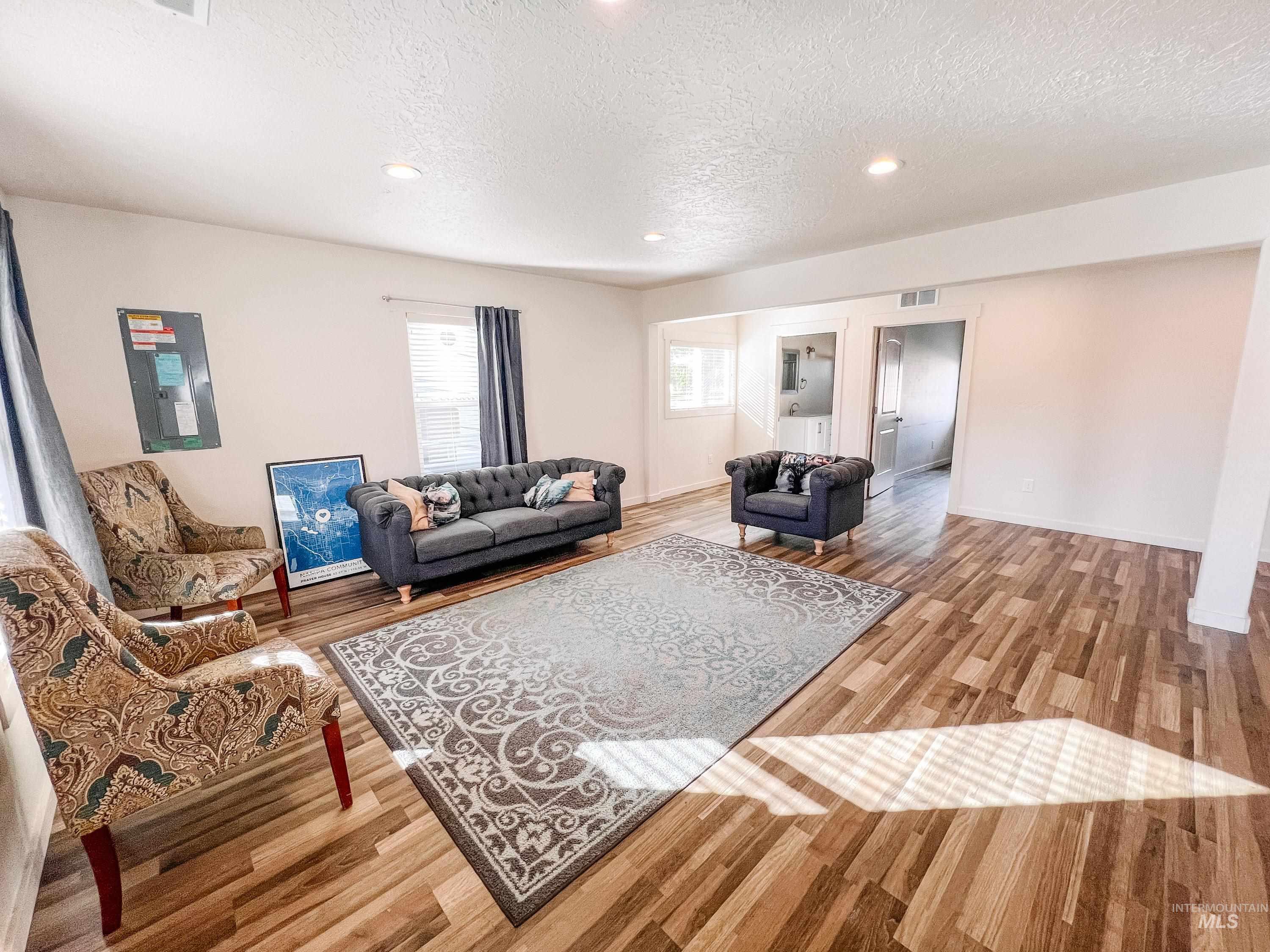 1204 7th Street N Property Photo 4