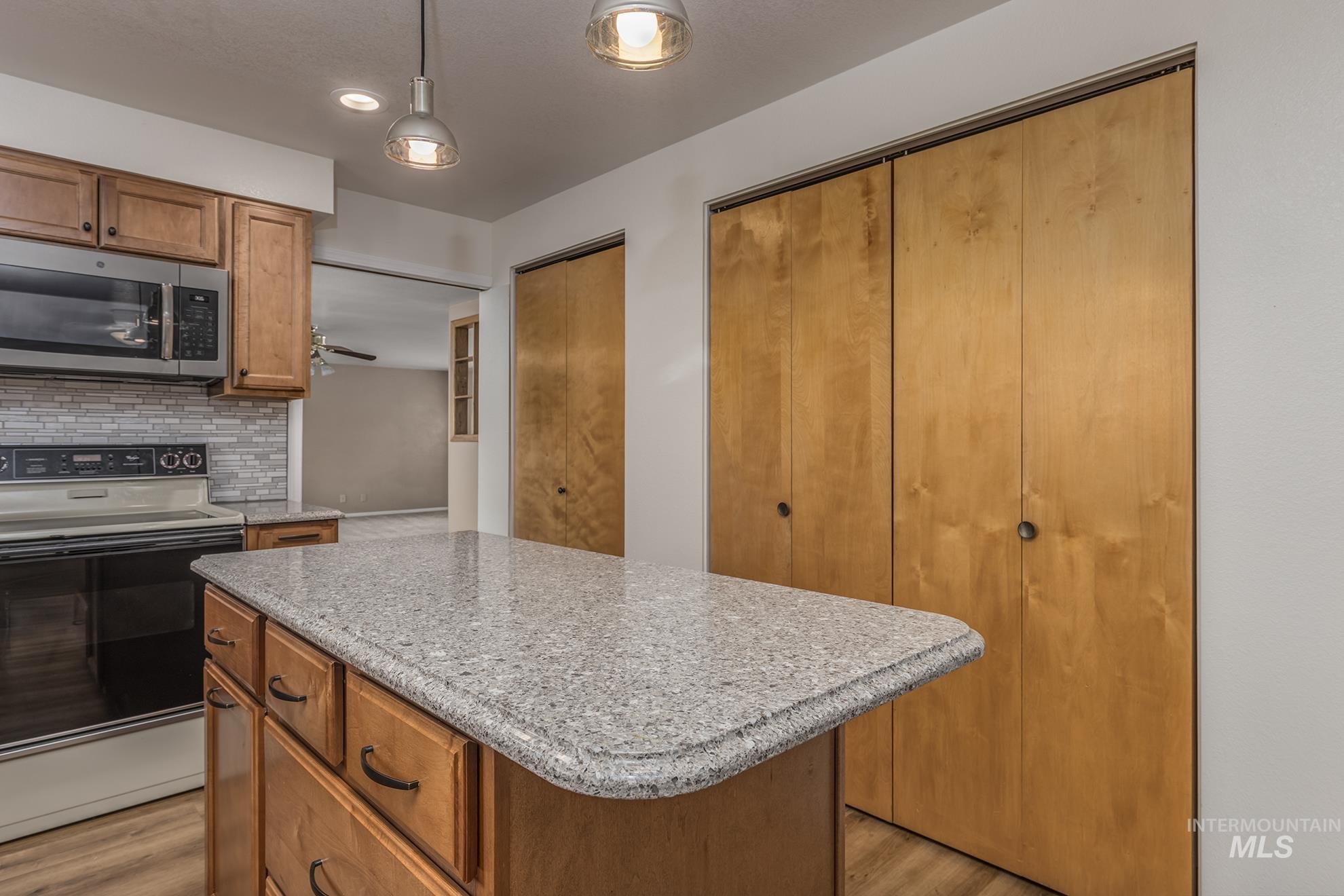 740 Flintlock Way Property Photo 16