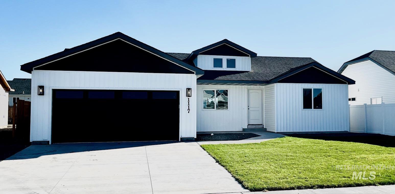 1117 Meadow Lake Loop Property Photo 2