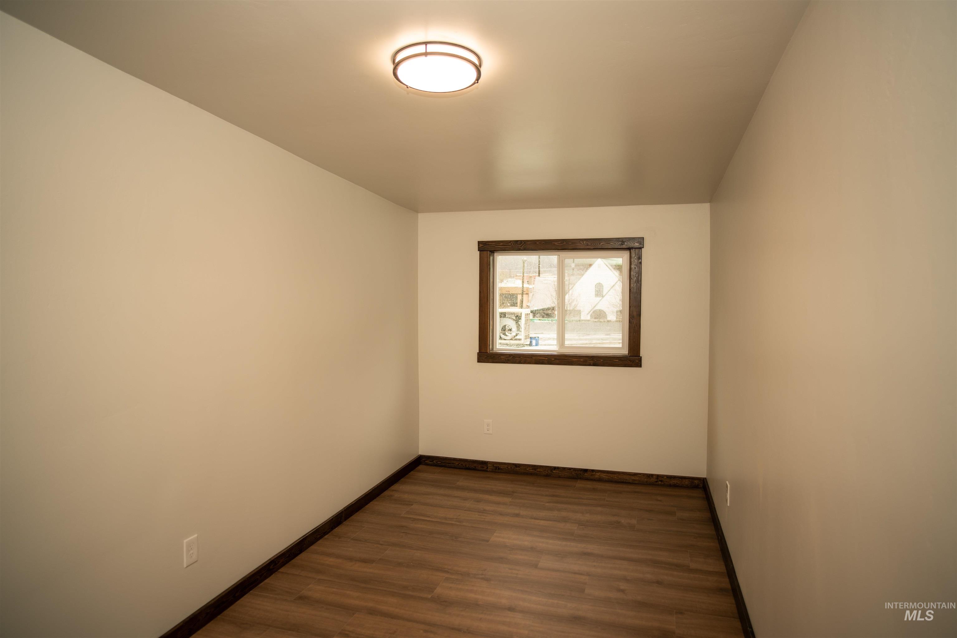 152 Johnson Ave Property Photo 35