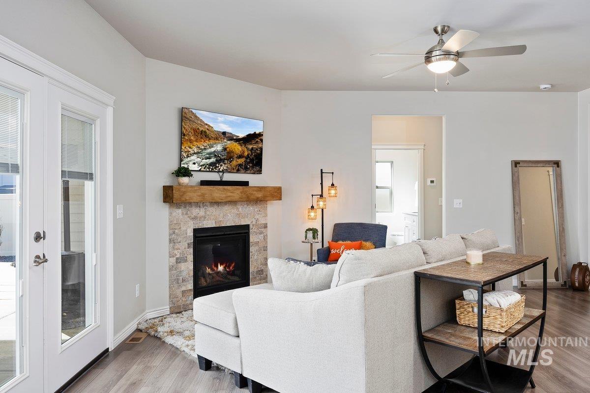 1006 Kenbrook Loop Property Photo 7