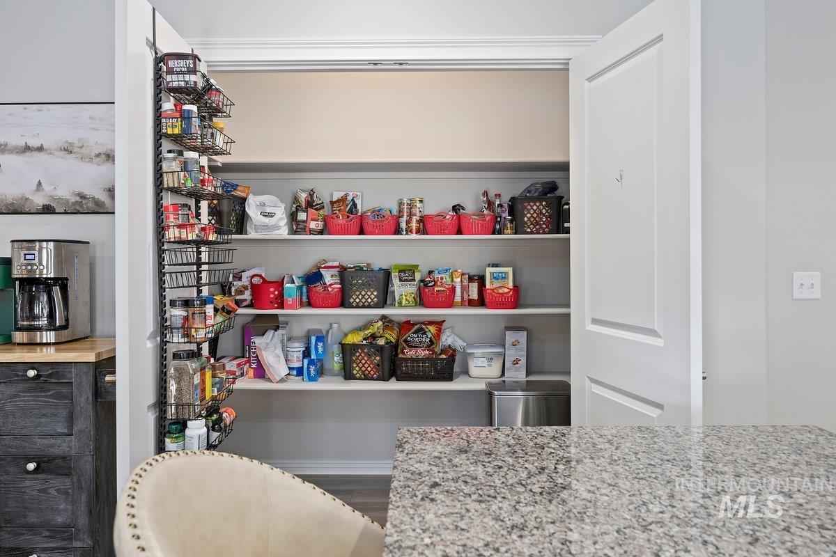 1006 Kenbrook Loop Property Photo 18