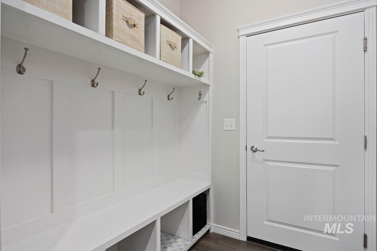 1006 Kenbrook Loop Property Photo 30