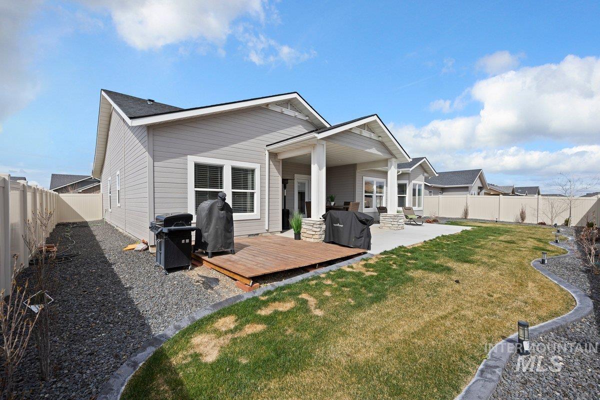 1006 Kenbrook Loop Property Photo 33