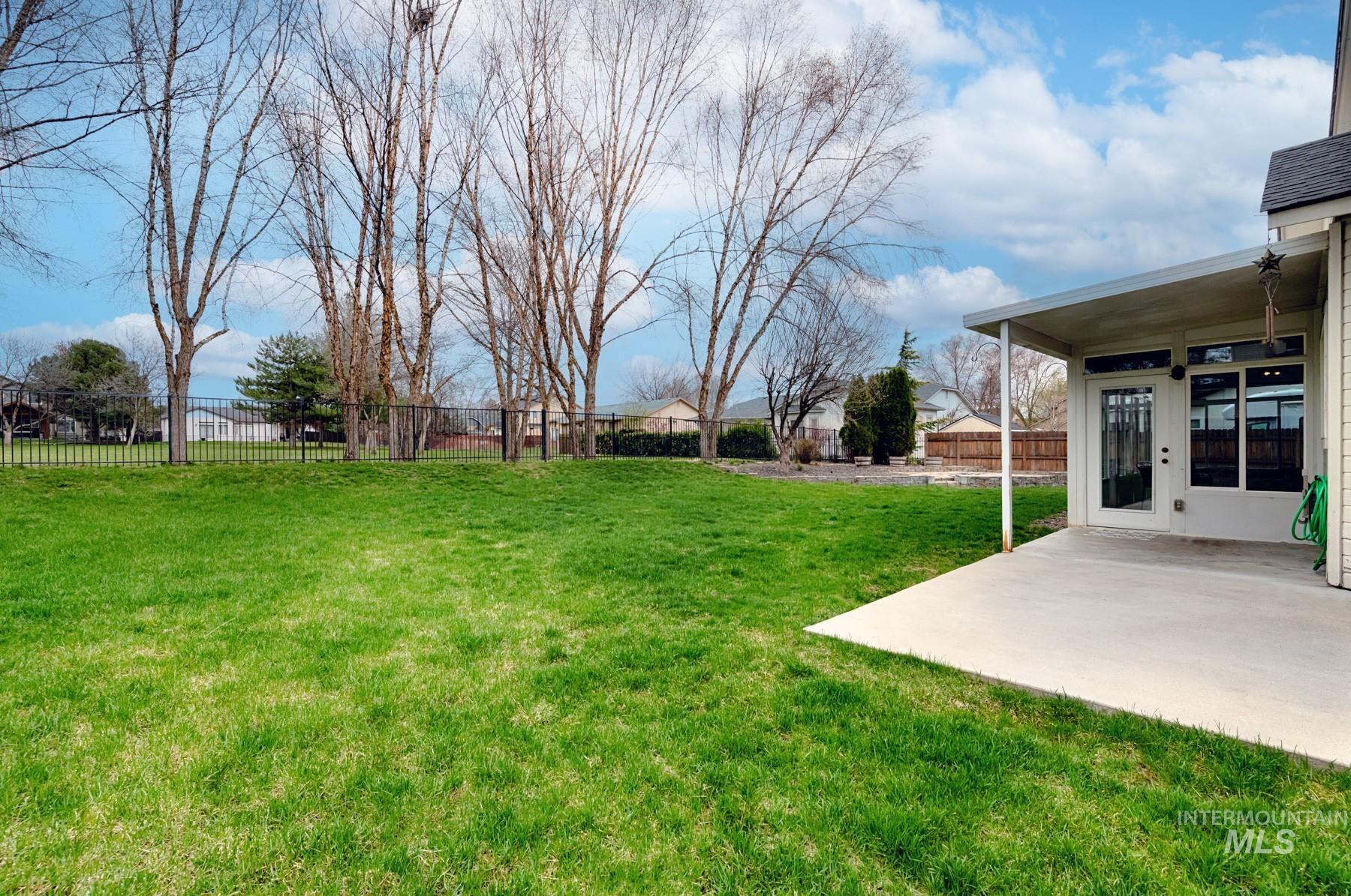 10266 N Blacktail Ave Property Photo 43