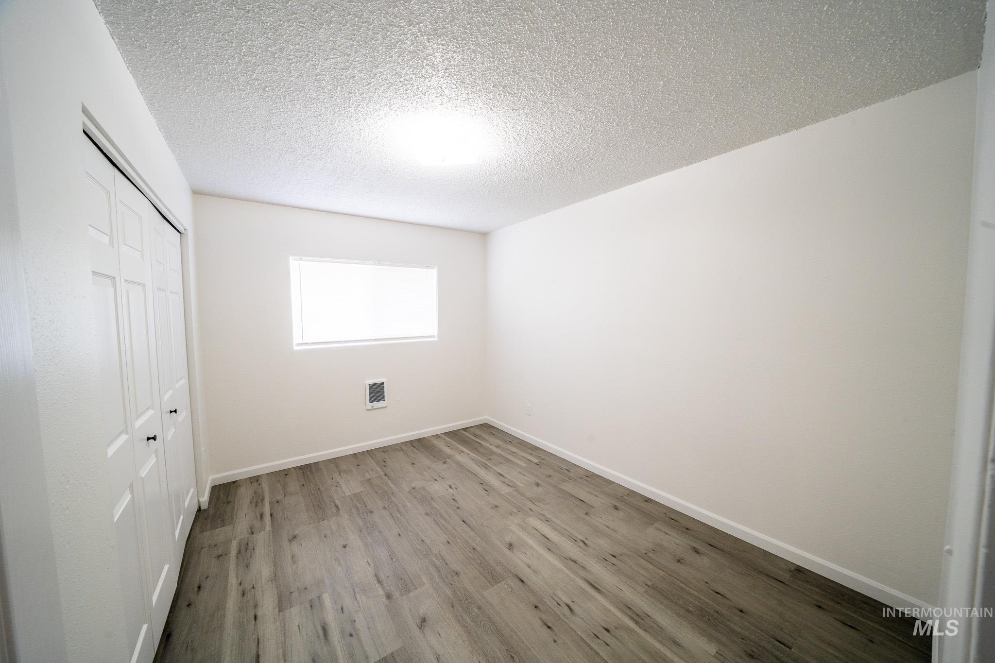 828 N Hall Street Property Photo 8