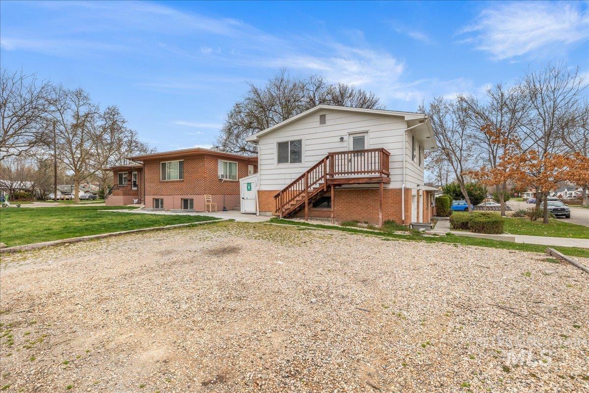 1329 S Michigan Ave Property Photo 7