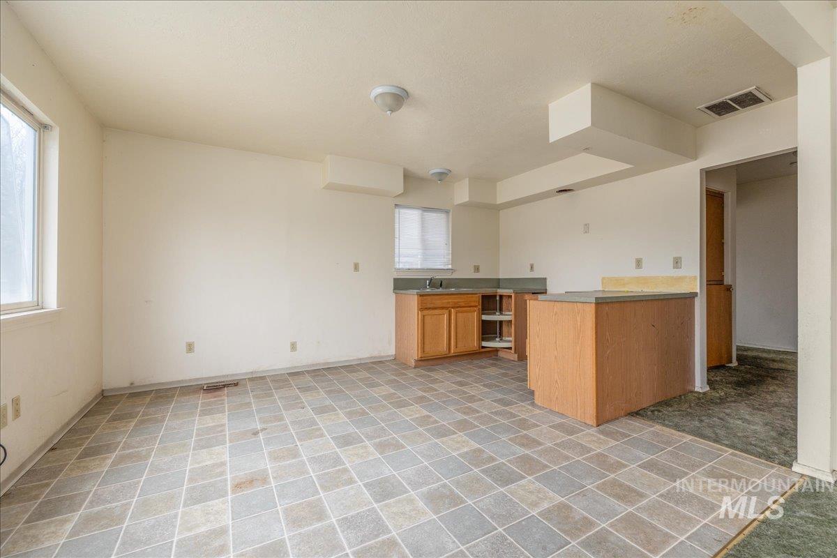 1329 S Michigan Ave Property Photo 14