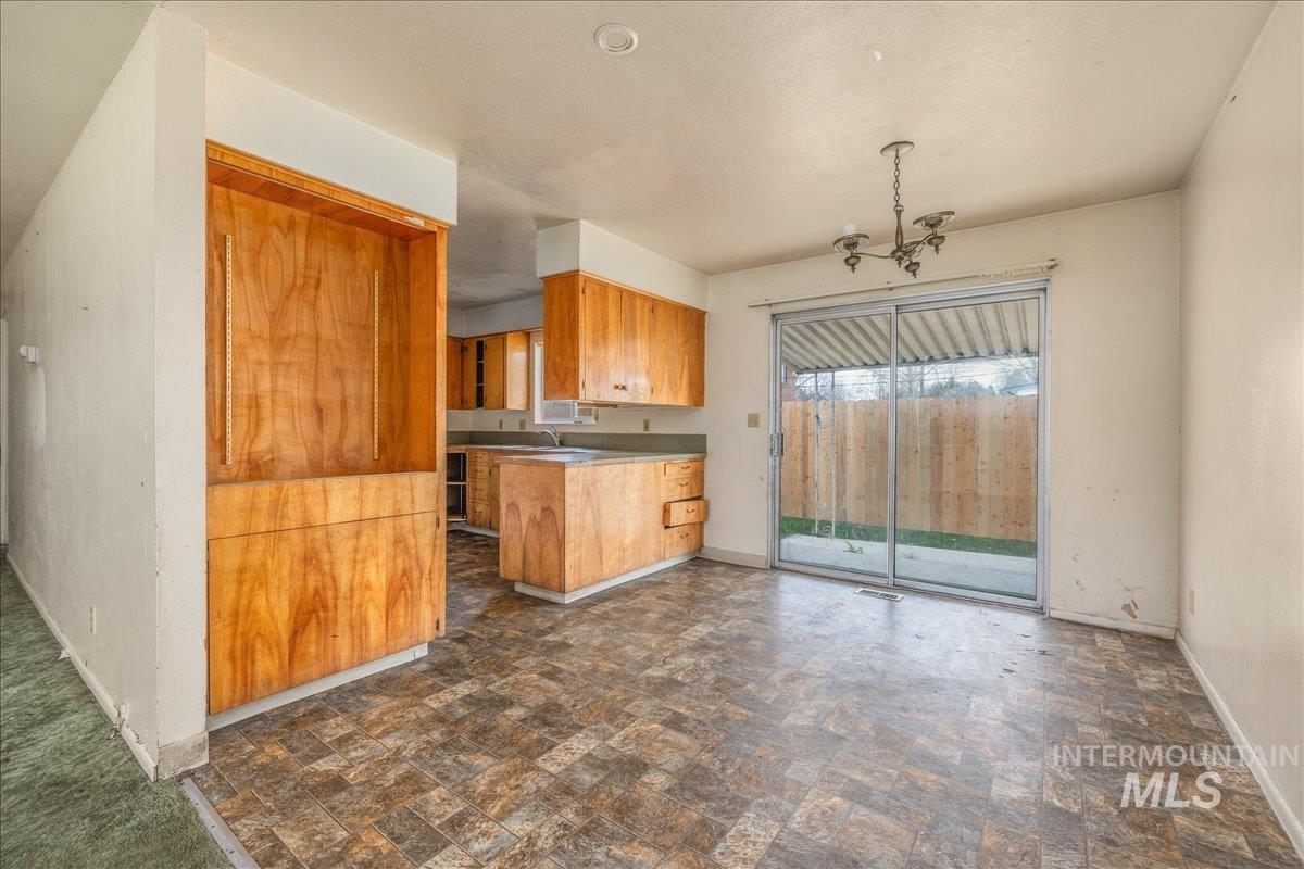 1329 S Michigan Ave Property Photo 30