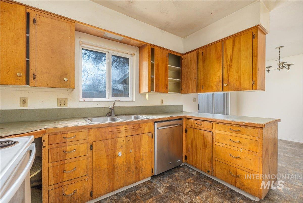 1329 S Michigan Ave Property Photo 33