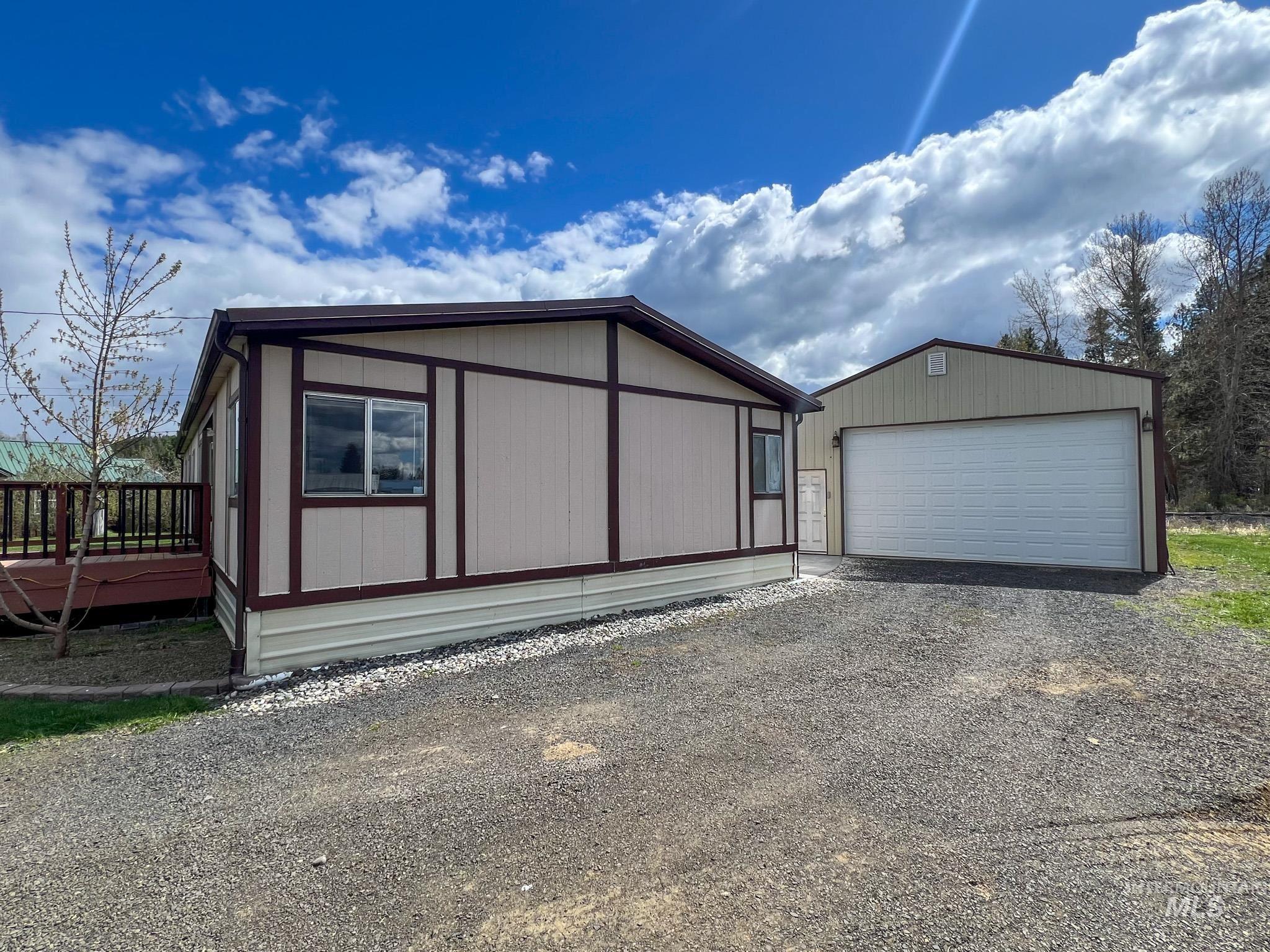 3511 Hwy 6 Property Photo