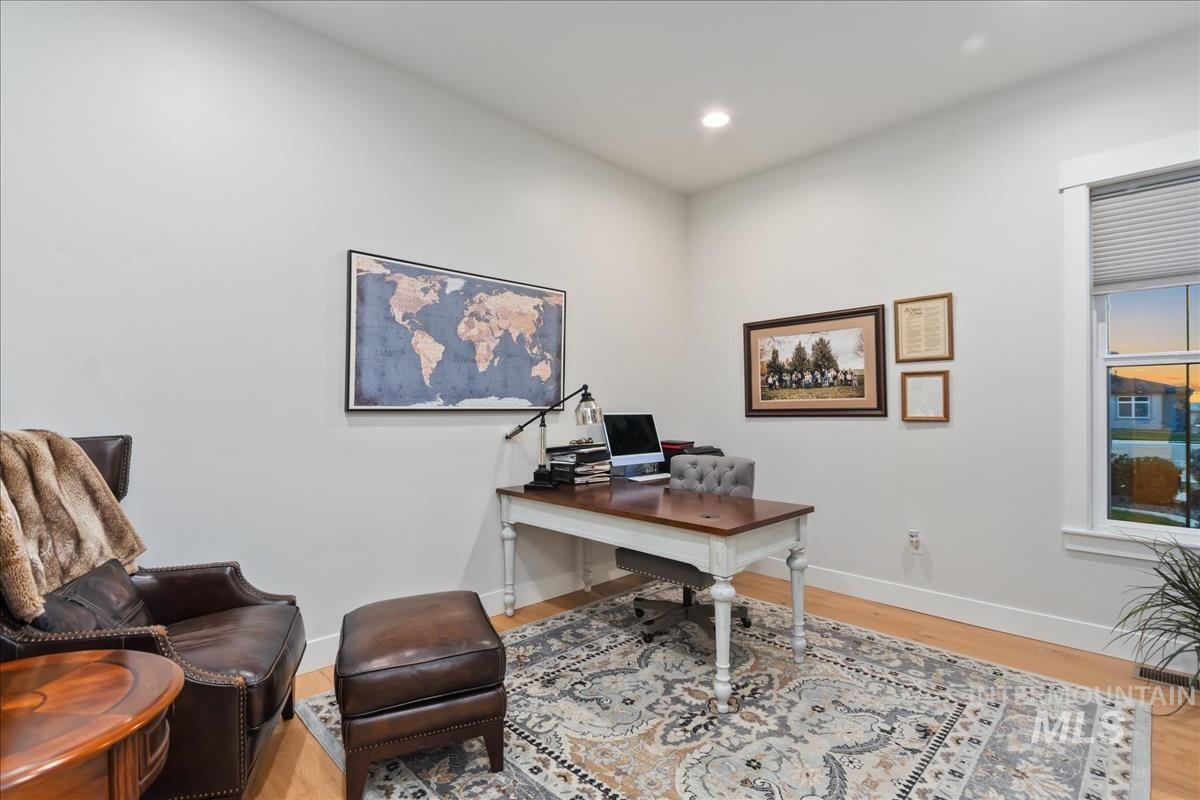 4717 W Salix Court Property Photo 5