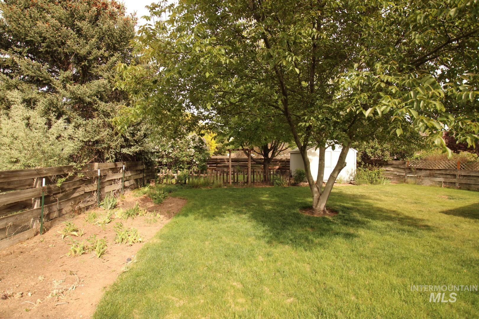 7646 W Colt Dr Property Photo 31