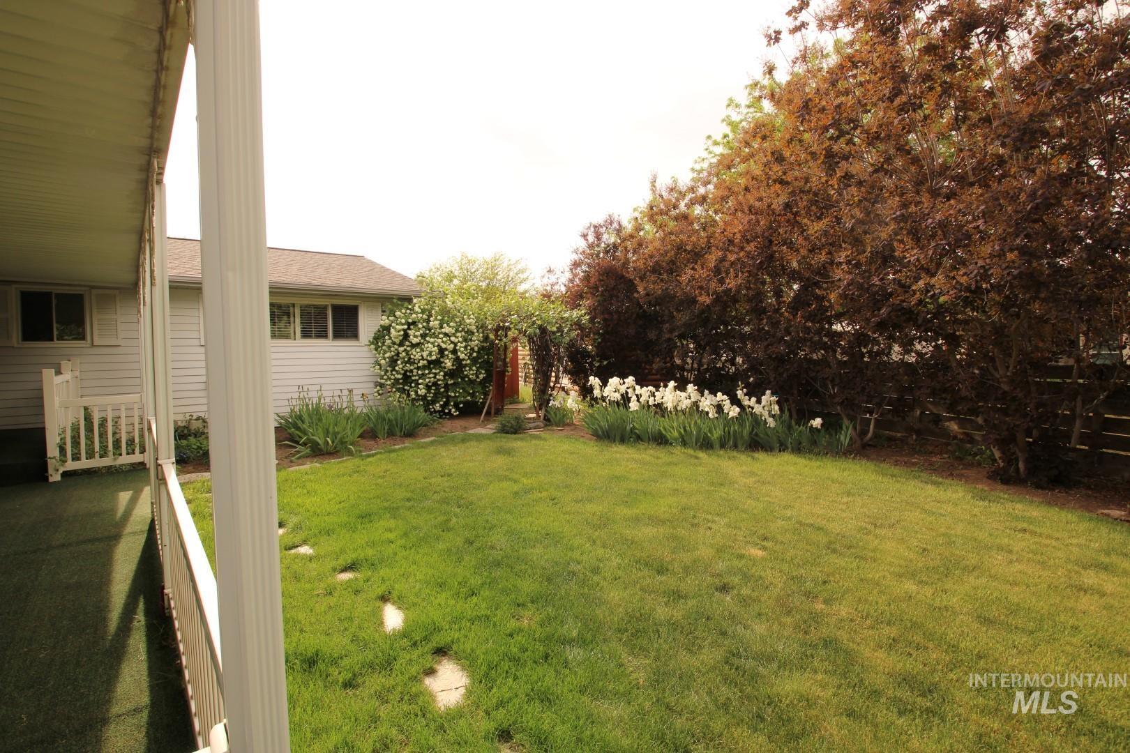 7646 W Colt Dr Property Photo 32