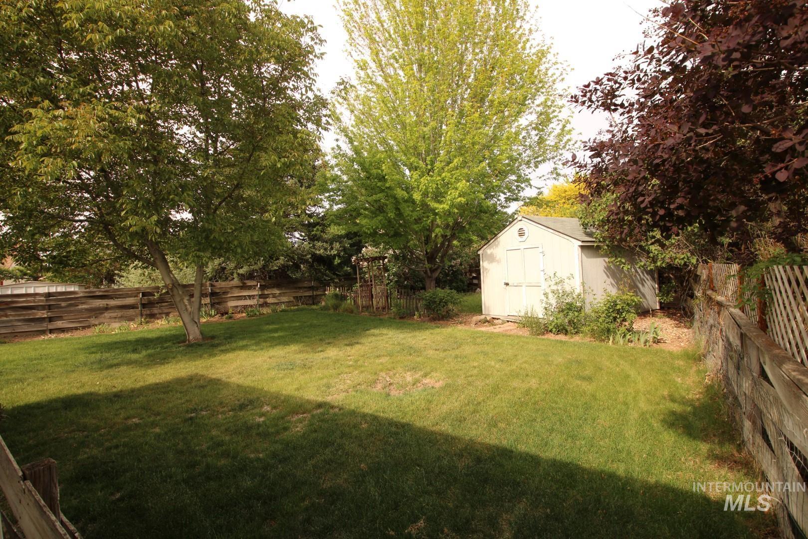 7646 W Colt Dr Property Photo 33