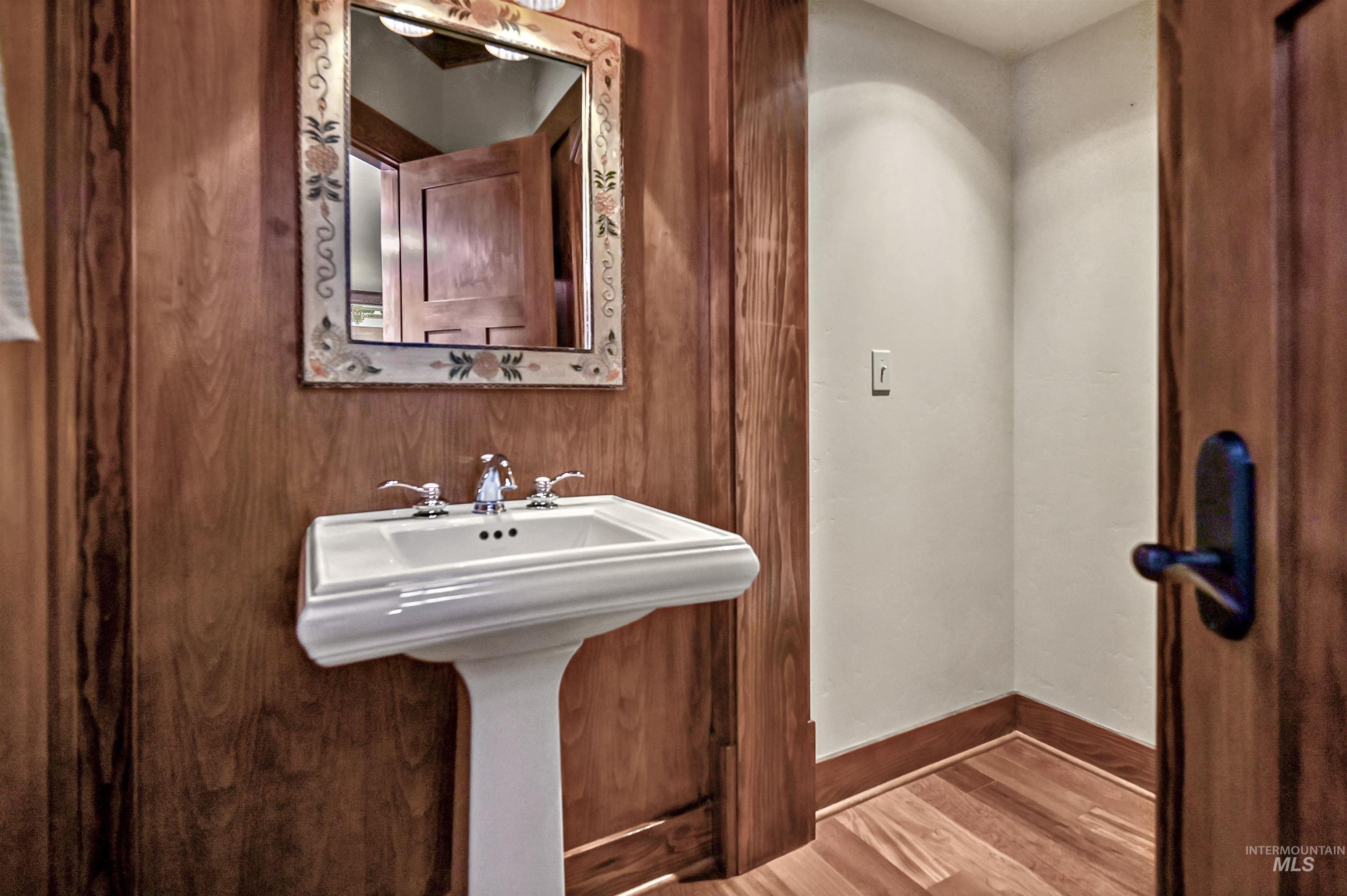 3564 N Ambergina Ln Property Photo 13