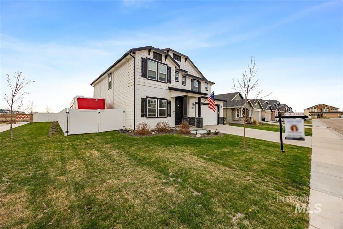1250 S Threave Property Photo 3