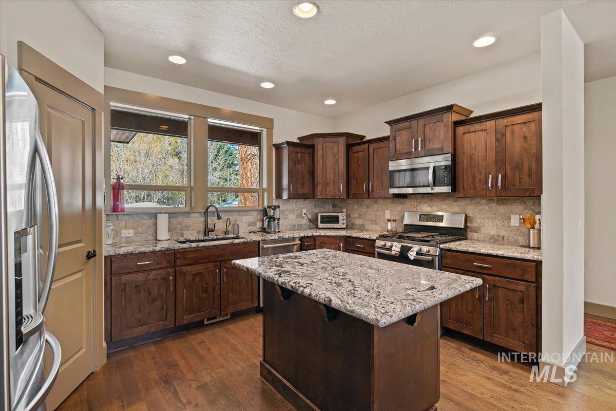 714 Spruce Street Property Photo 7