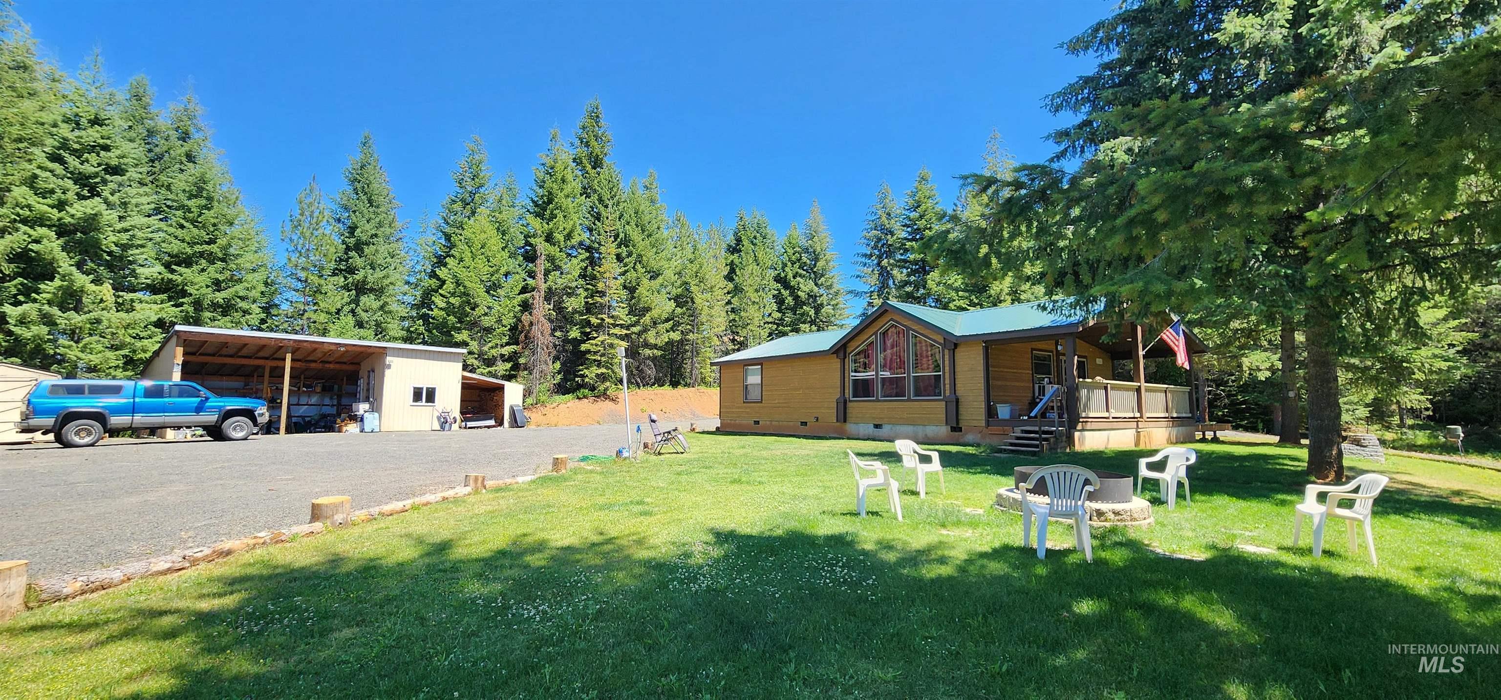 229 Henderson Loop Rd Property Photo 1