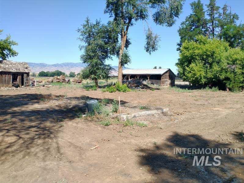 2327 Snapp Lane Property Photo