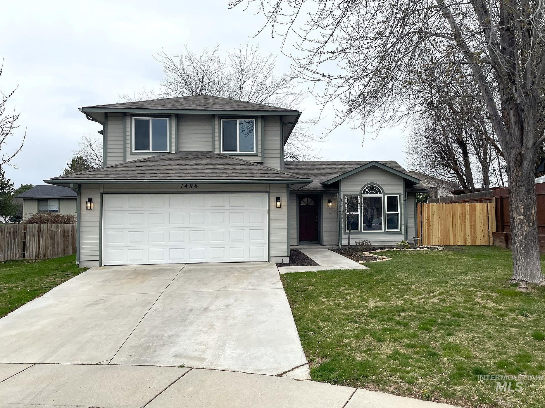 1496 E Falconrim Property Photo 3