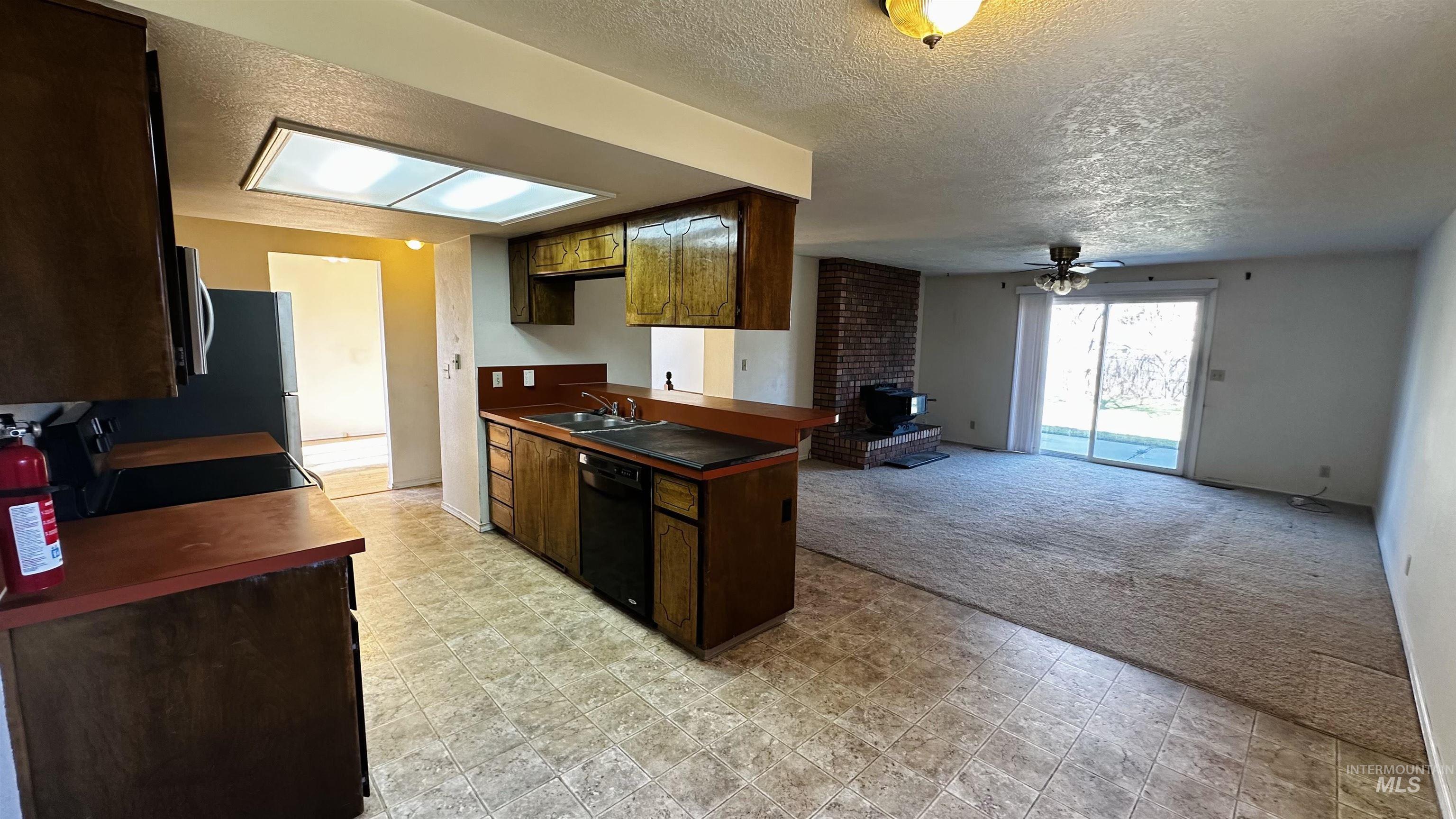 2029 S Chippewa Pl Property Photo 25