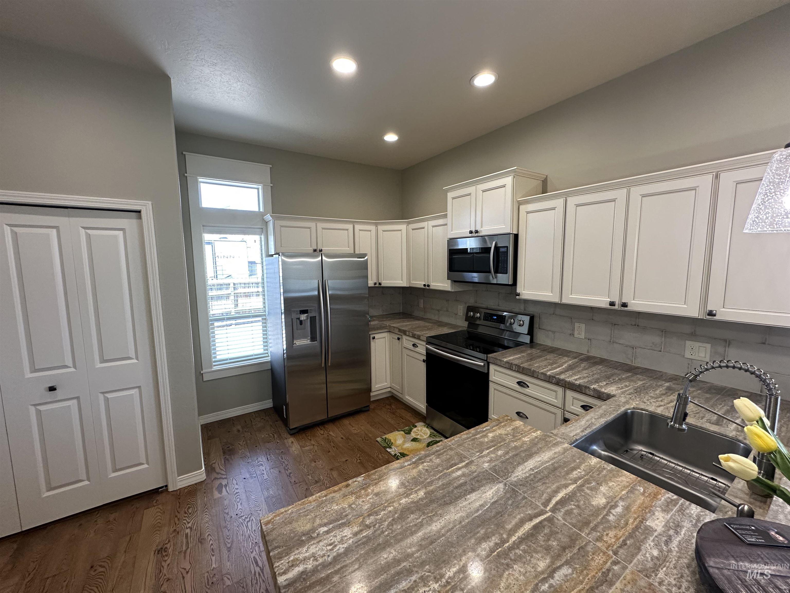 2707 Indian Trail Property Photo 13
