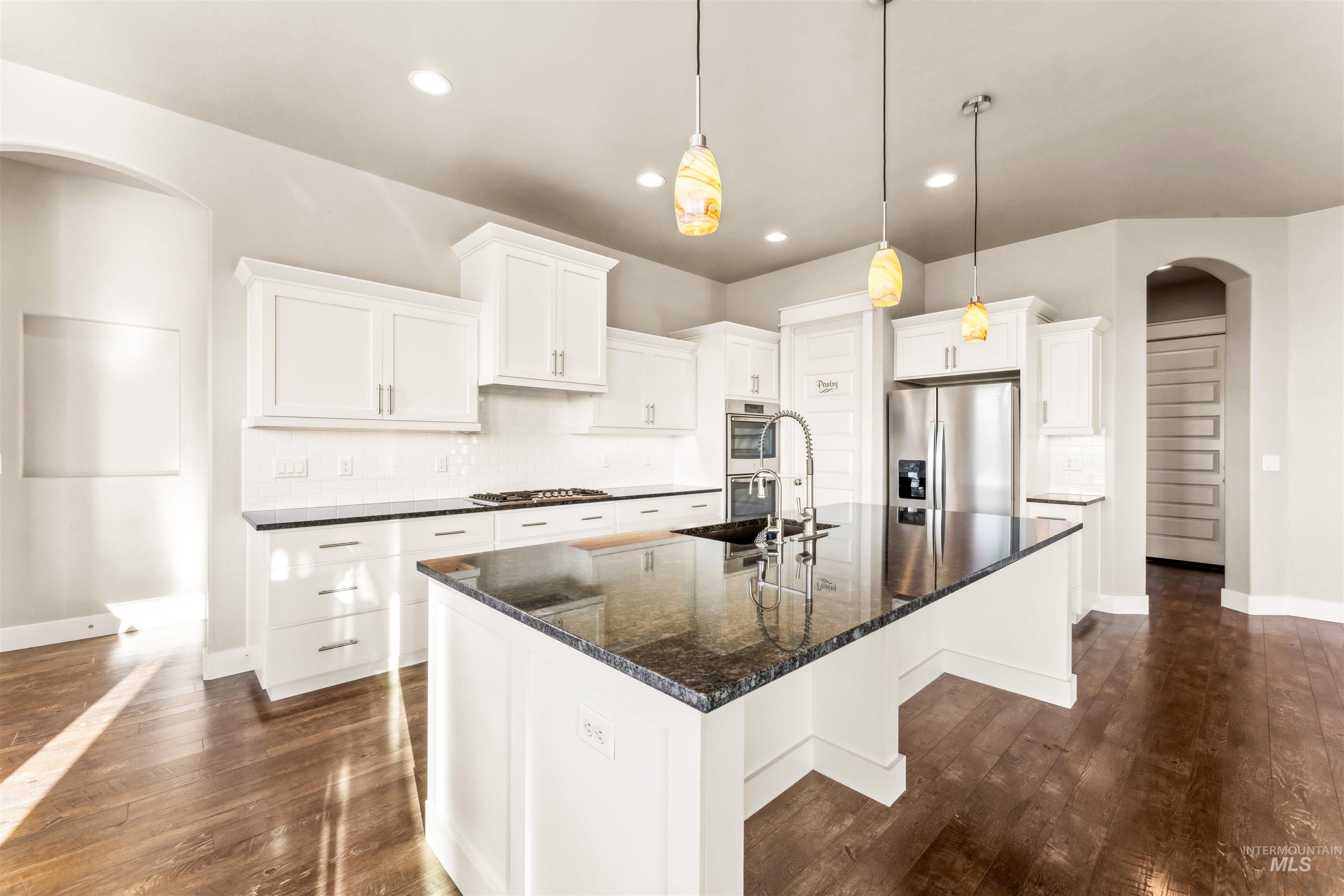 8545 Silverwood Way Property Photo 10