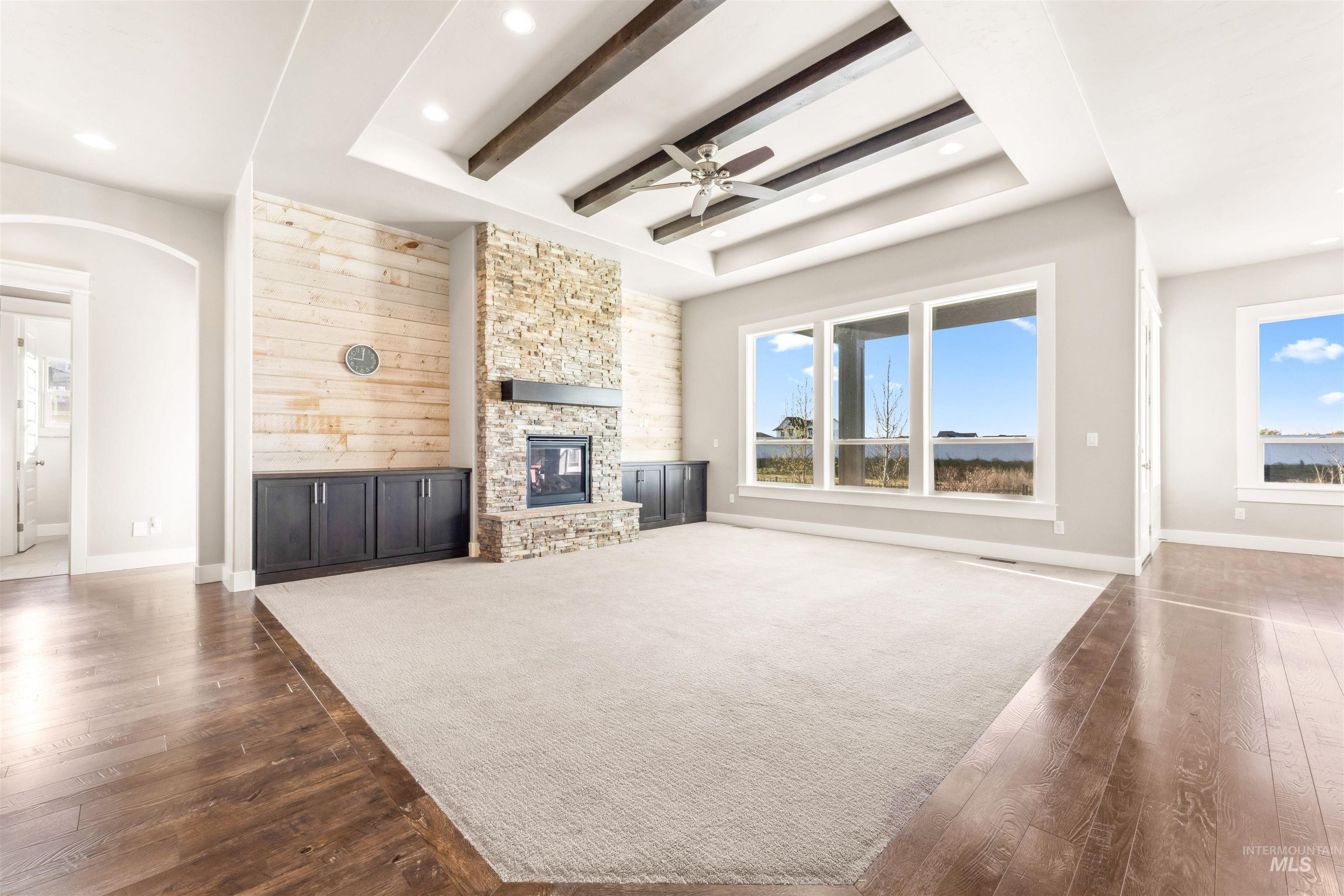 8545 Silverwood Way Property Photo 16