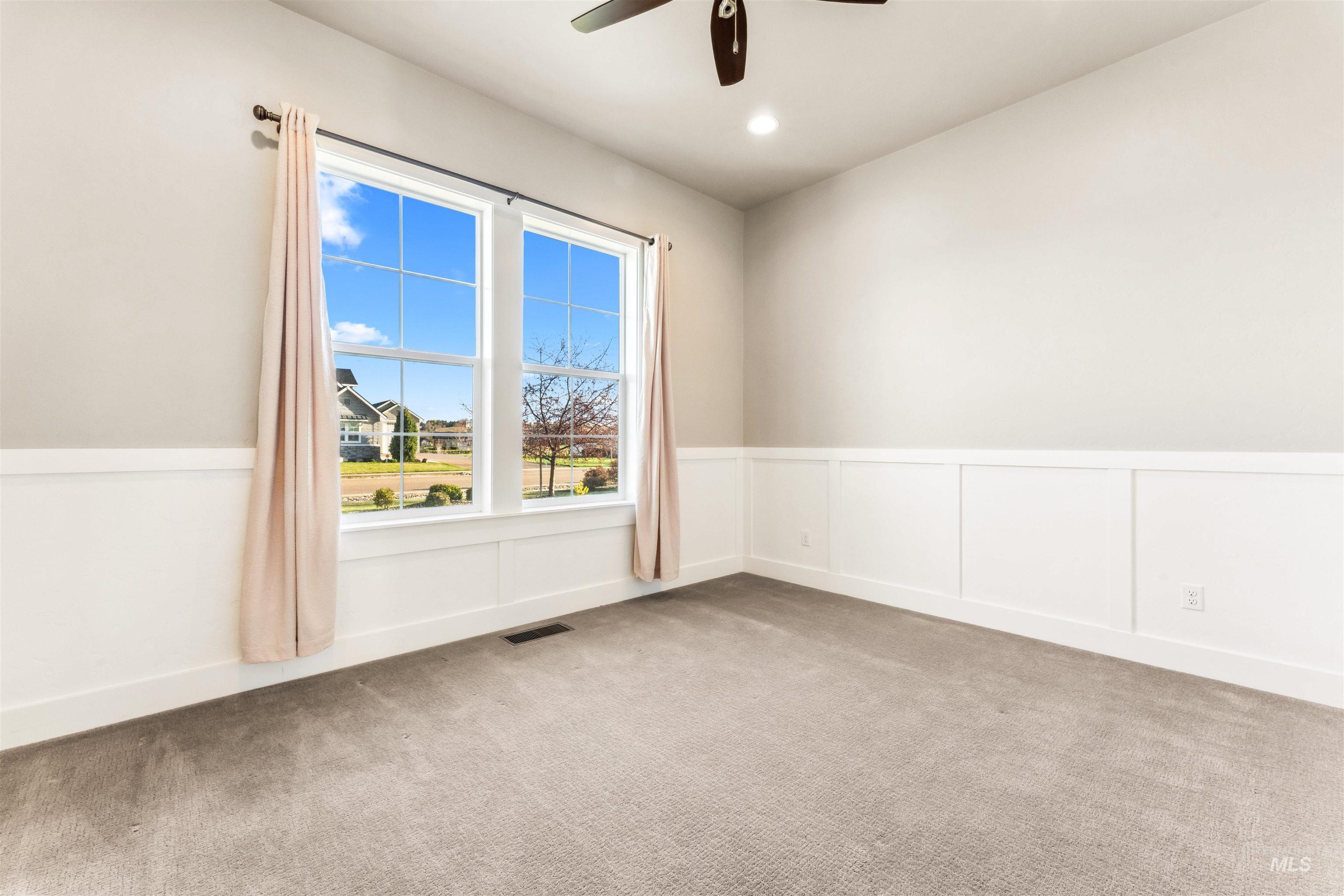 8545 Silverwood Way Property Photo 31