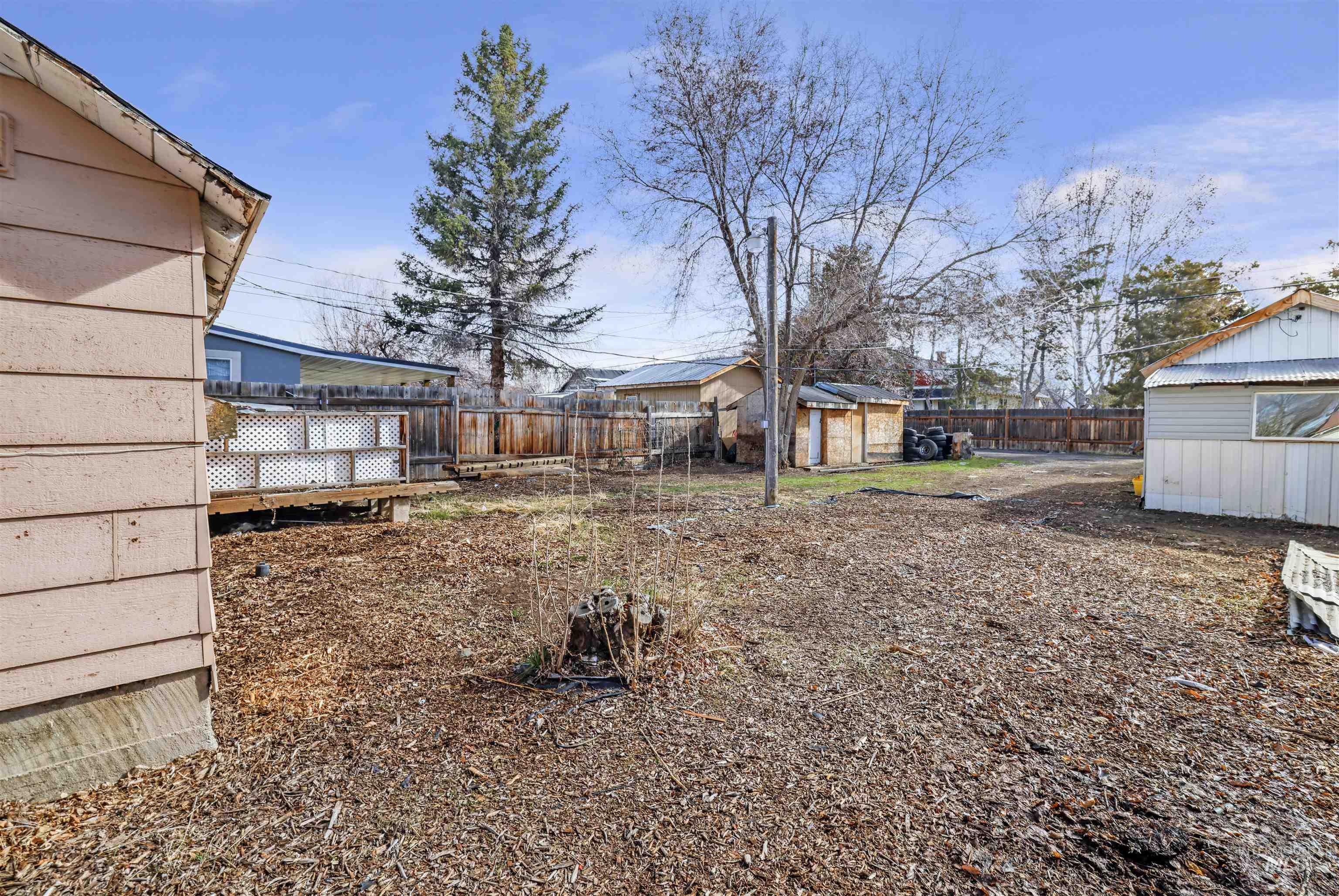 530 Utah St Property Photo 4