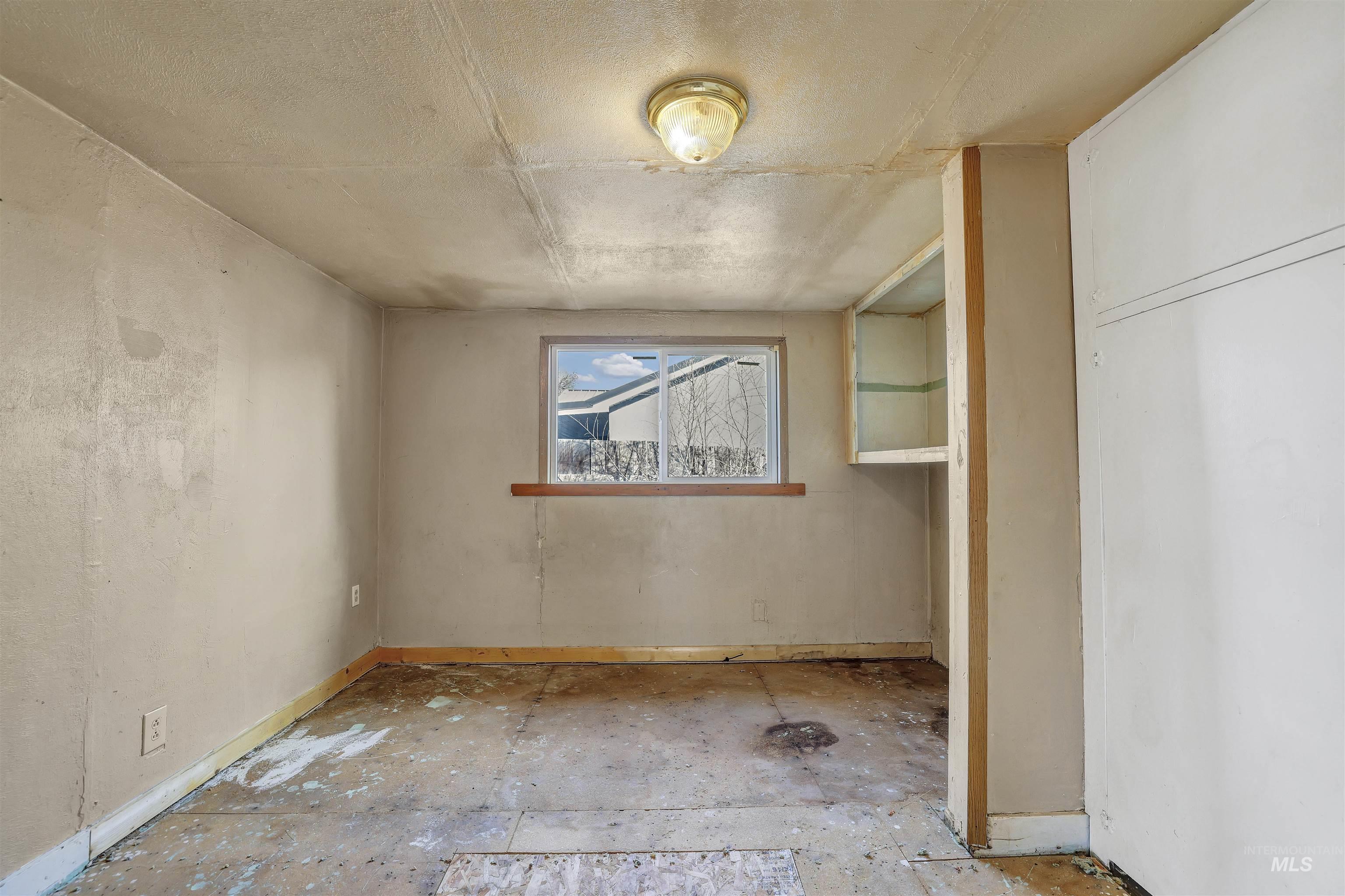 530 Utah St Property Photo 6