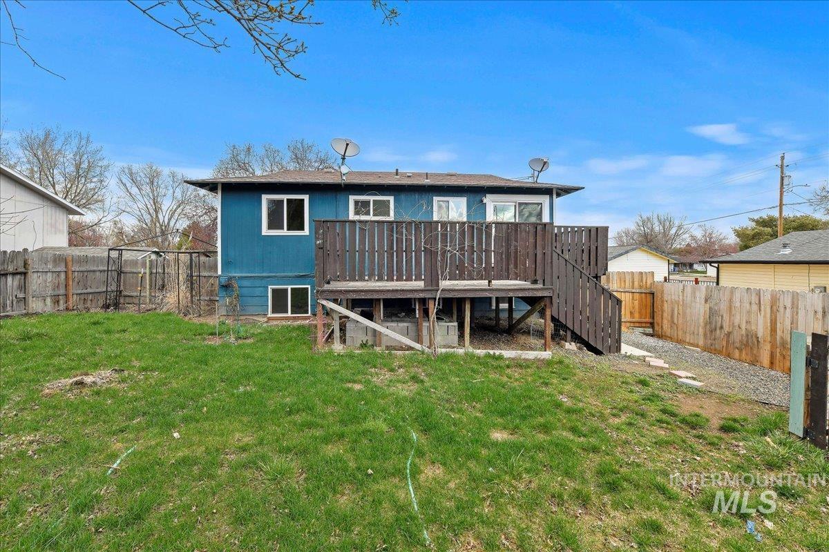 480 Farber Dr Property Photo 30