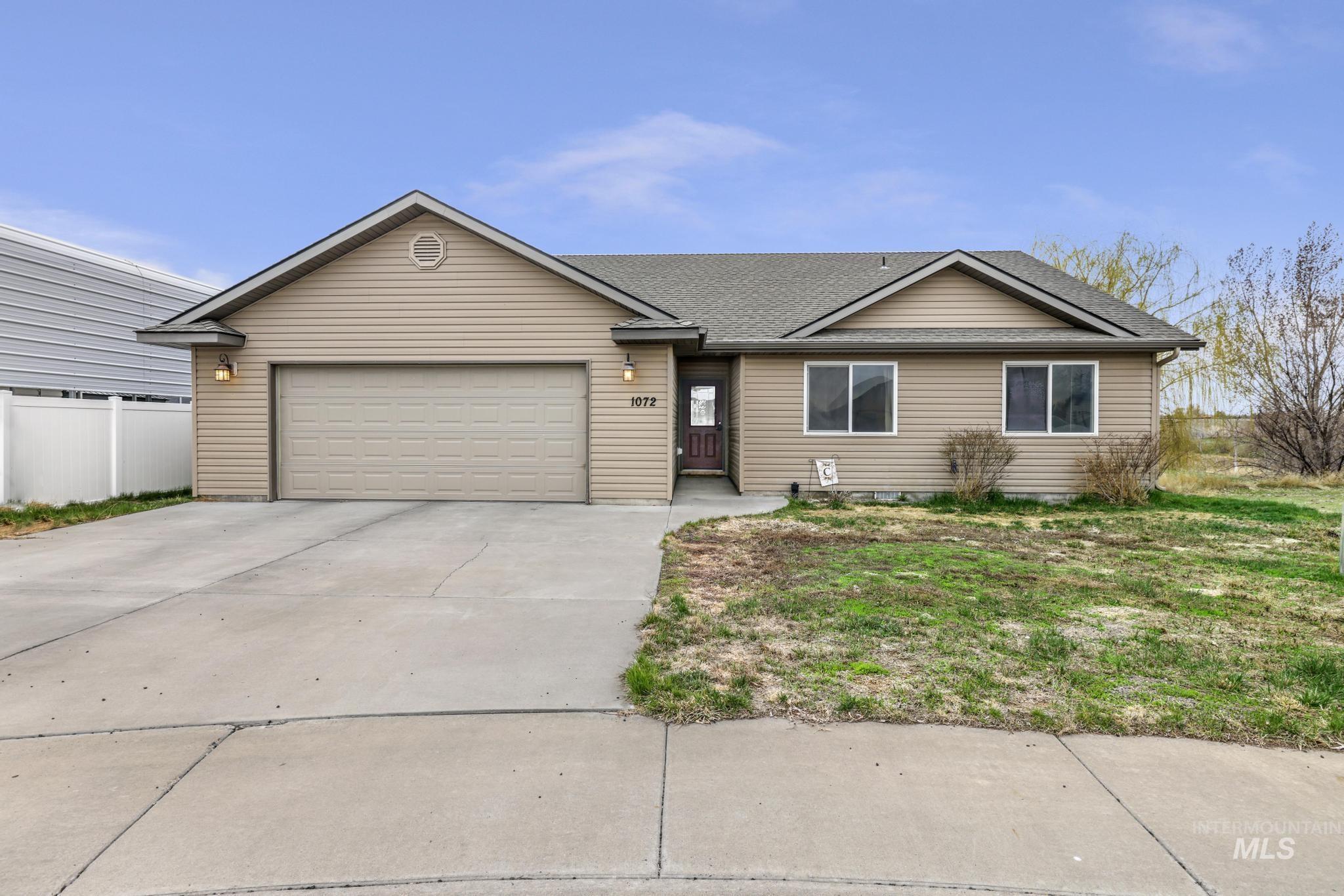 1072 Par Ct Property Photo 3