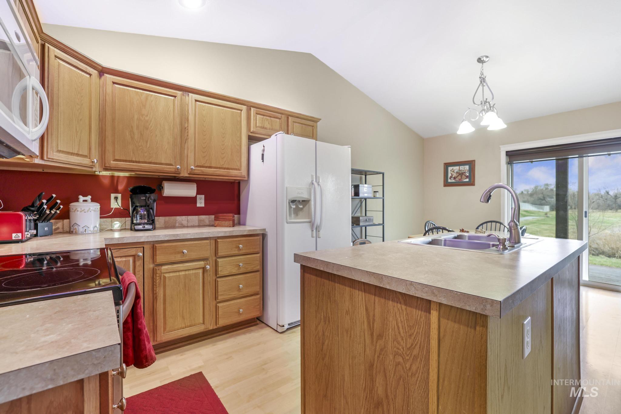 1072 Par Ct Property Photo 5