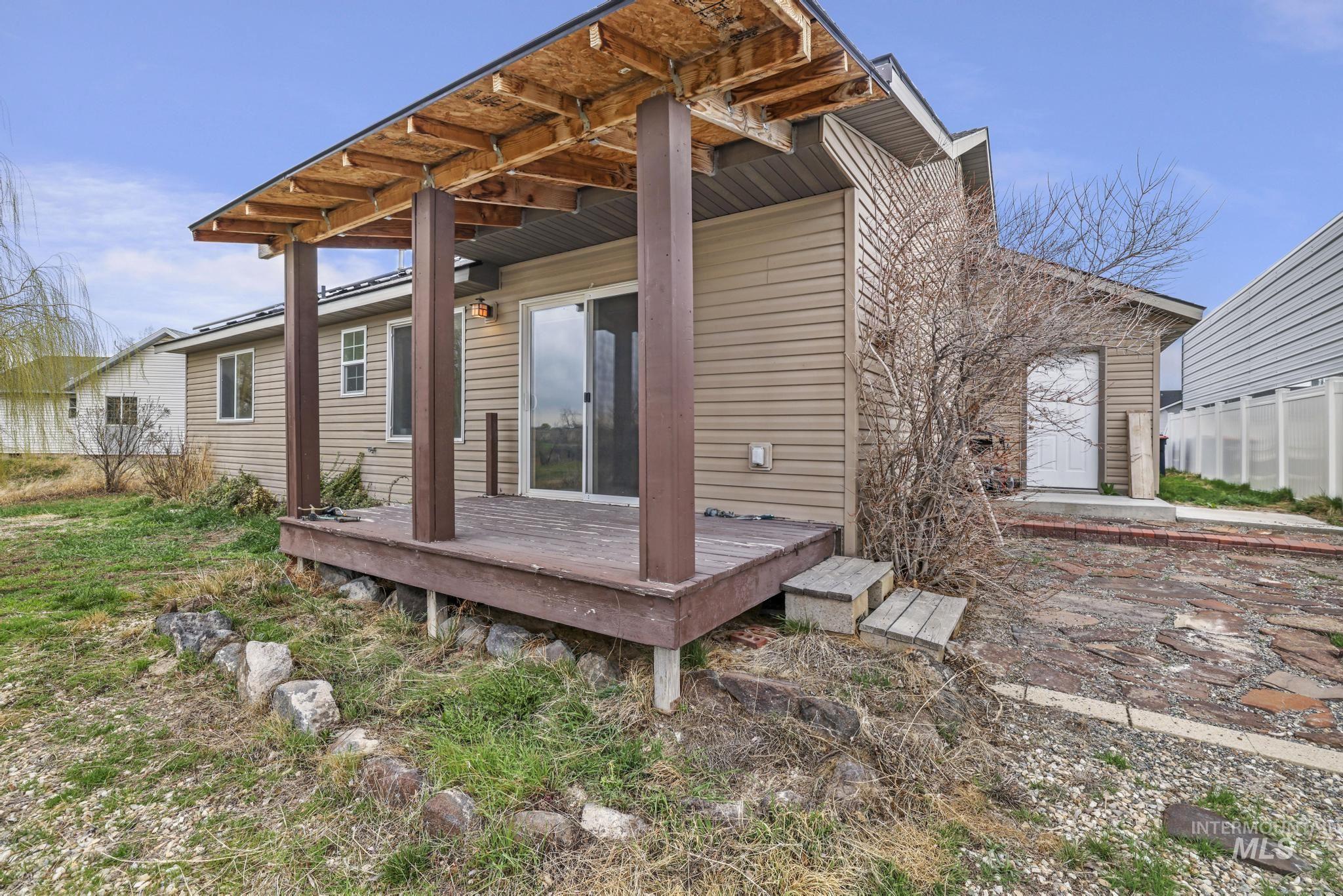 1072 Par Ct Property Photo 27